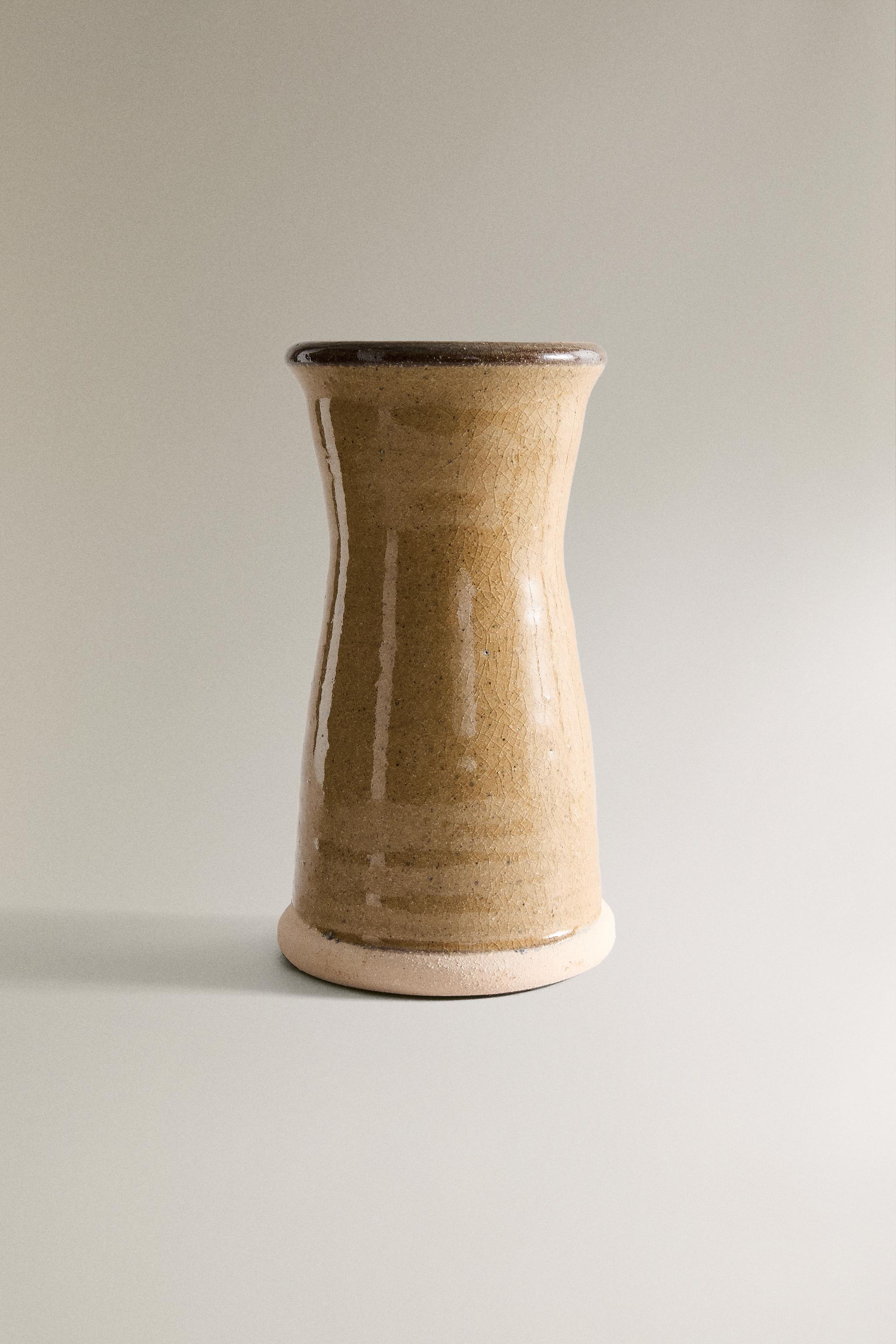 TERRACOTTA CYLINDRICAL VASE