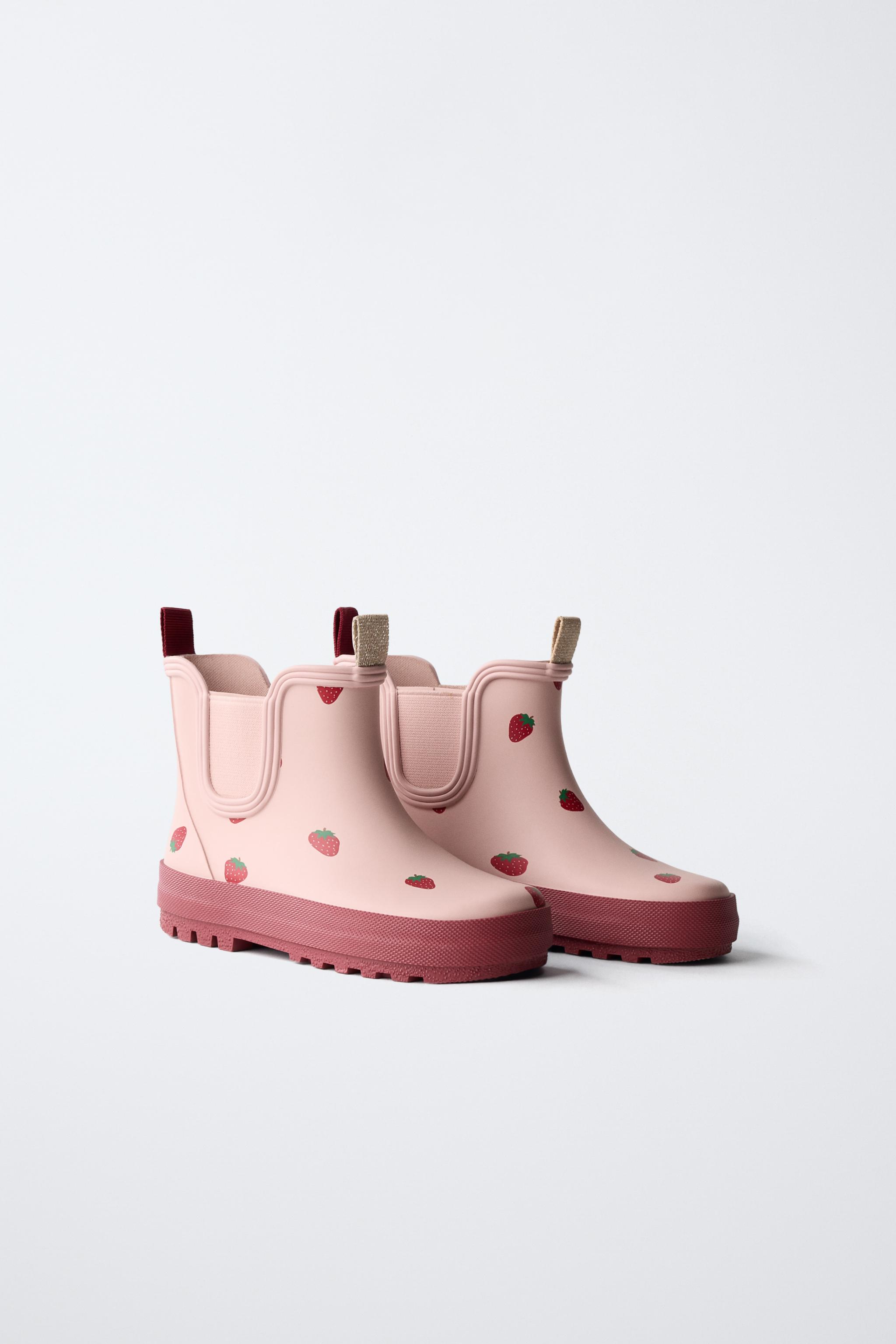 STRAWBERRY RAIN BOOTS