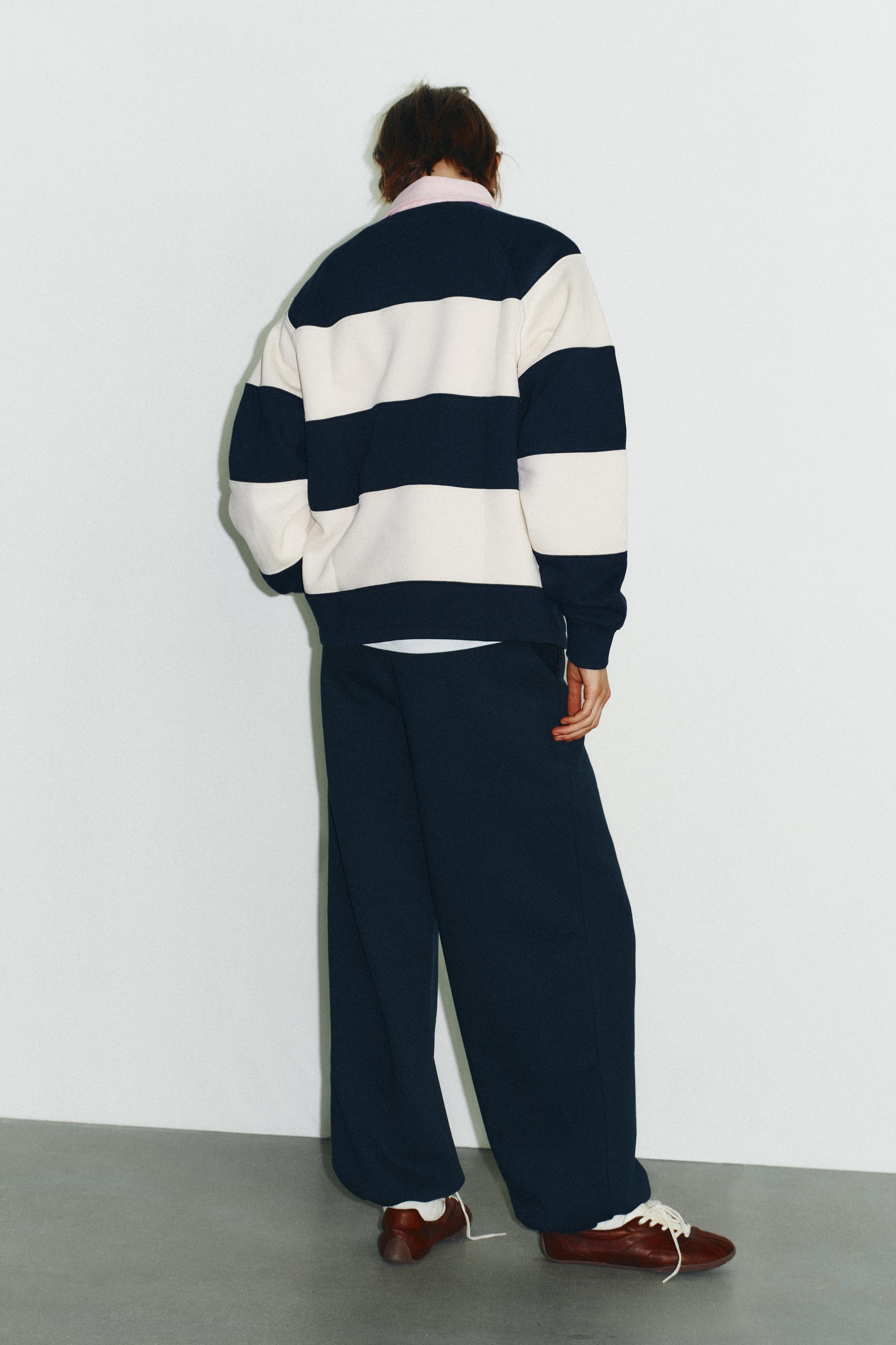 STRIPED TEXT POLO SWEATSHIRT