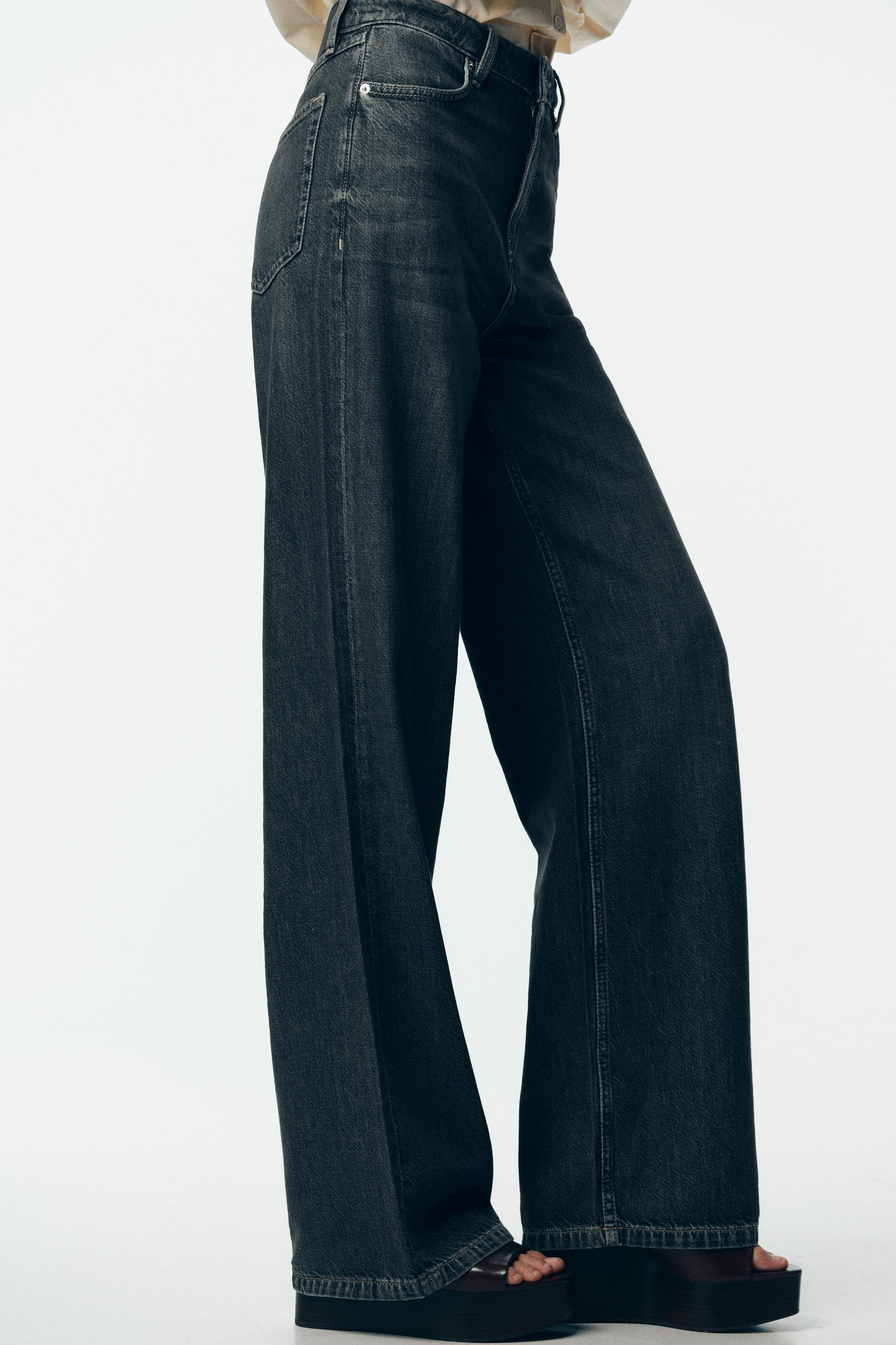 Z1975 HIGH-WAISTED STRAIGHT FIT JEANS