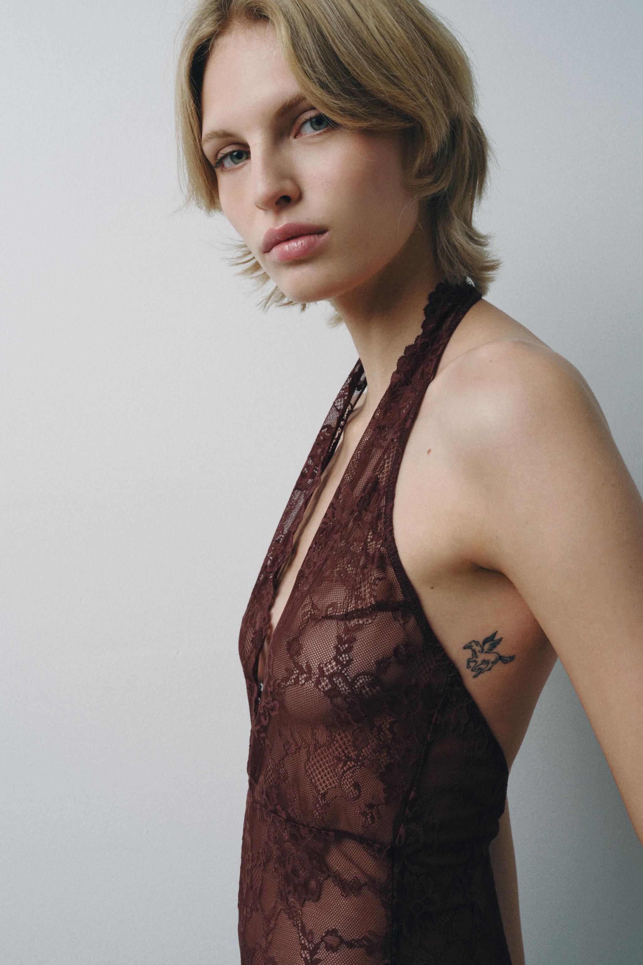 LACE HALTER JUMPSUIT