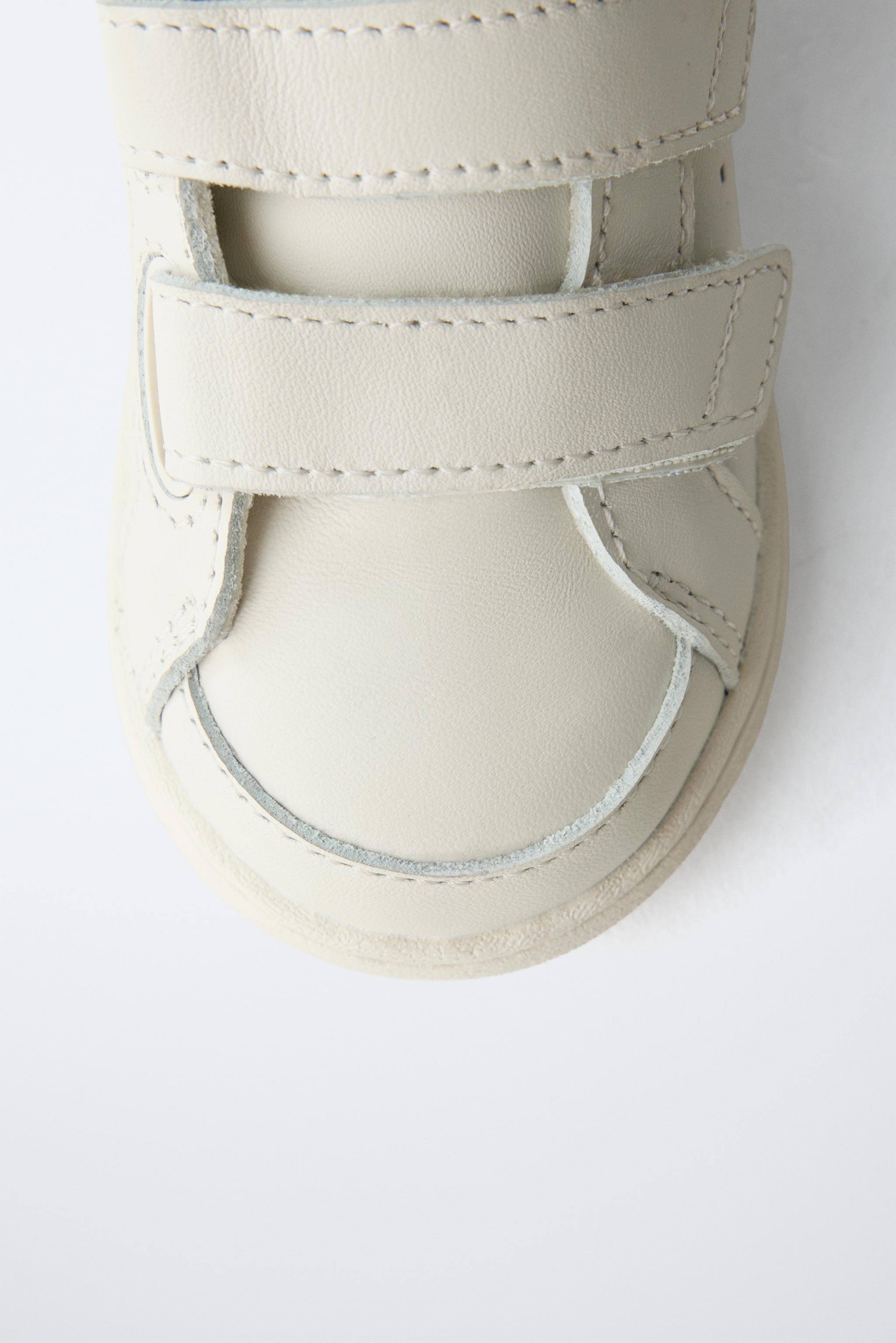 BAREFOOT LEATHER SNEAKERS