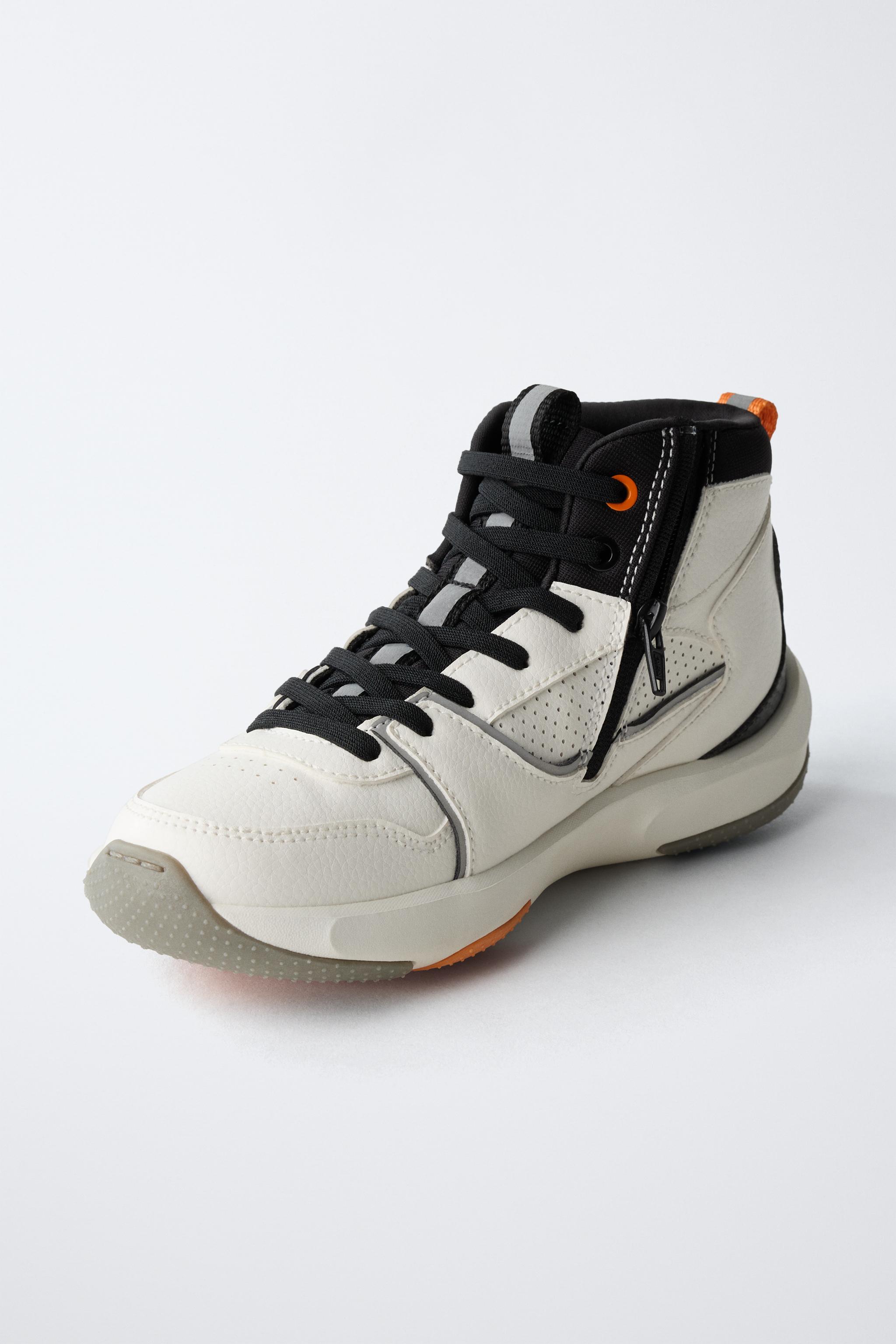 SPORTY HIGH TOP SNEAKERS