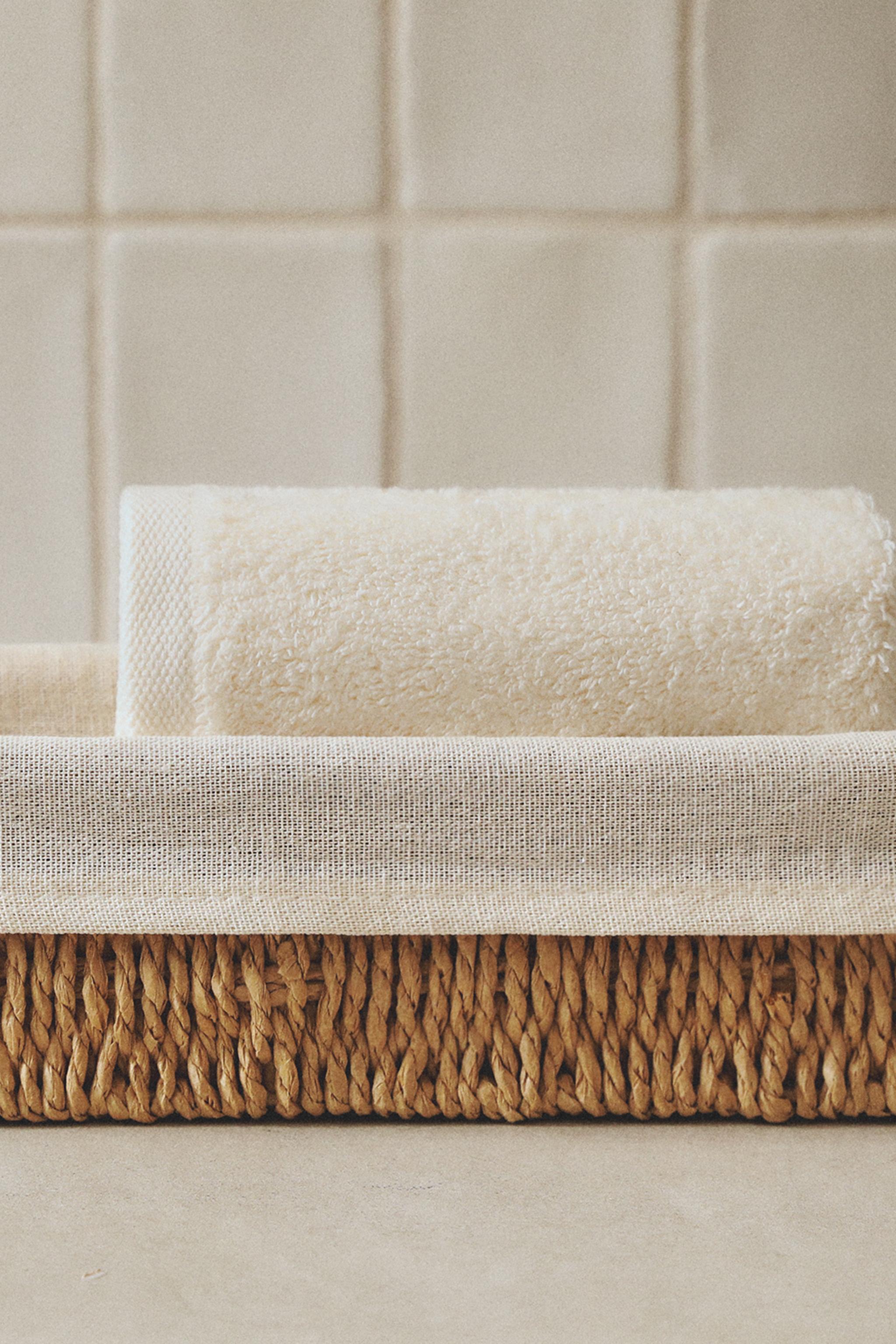 RECTANGULAR FABRIC INTERIOR BASKET