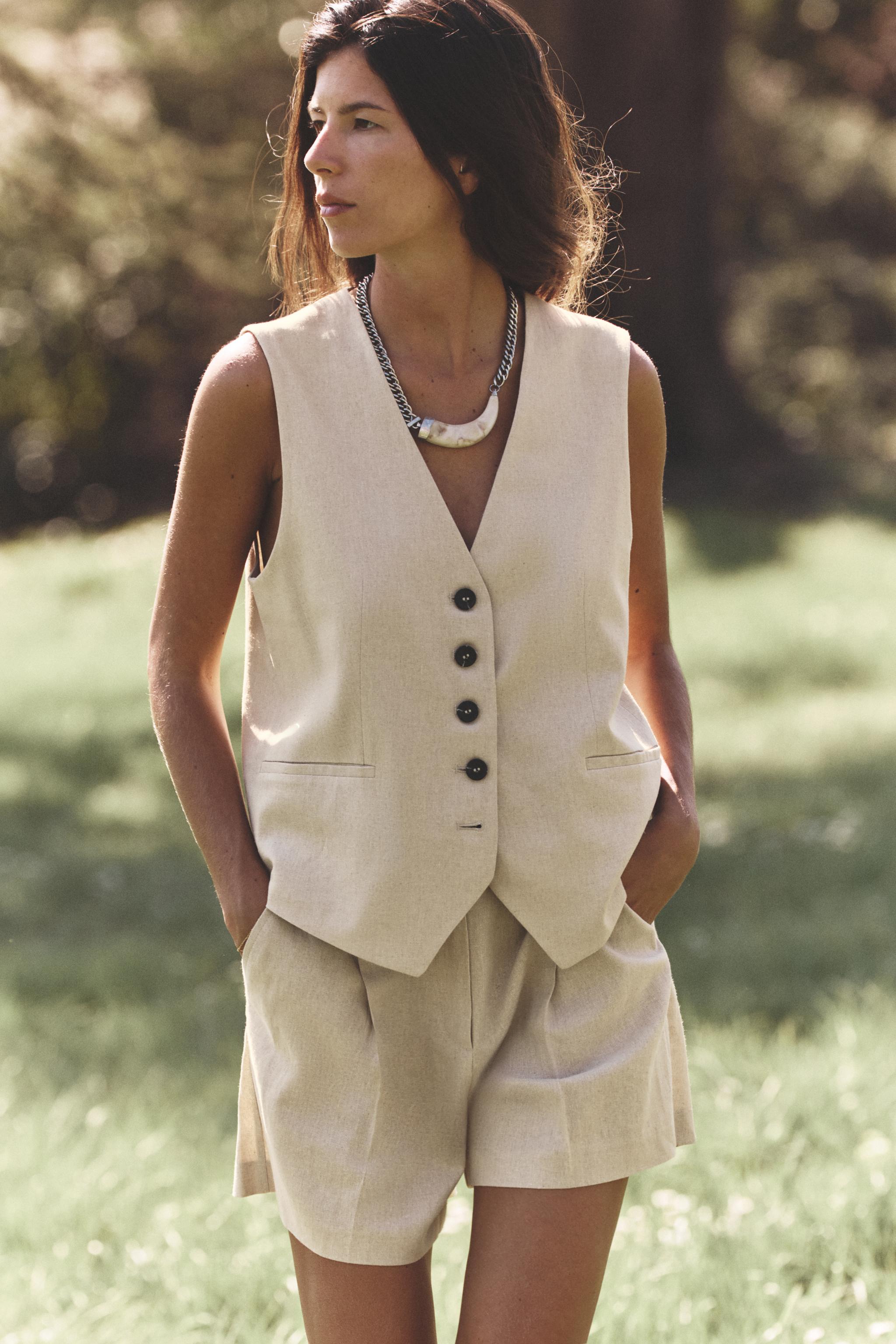 LINEN TAILORED VEST
