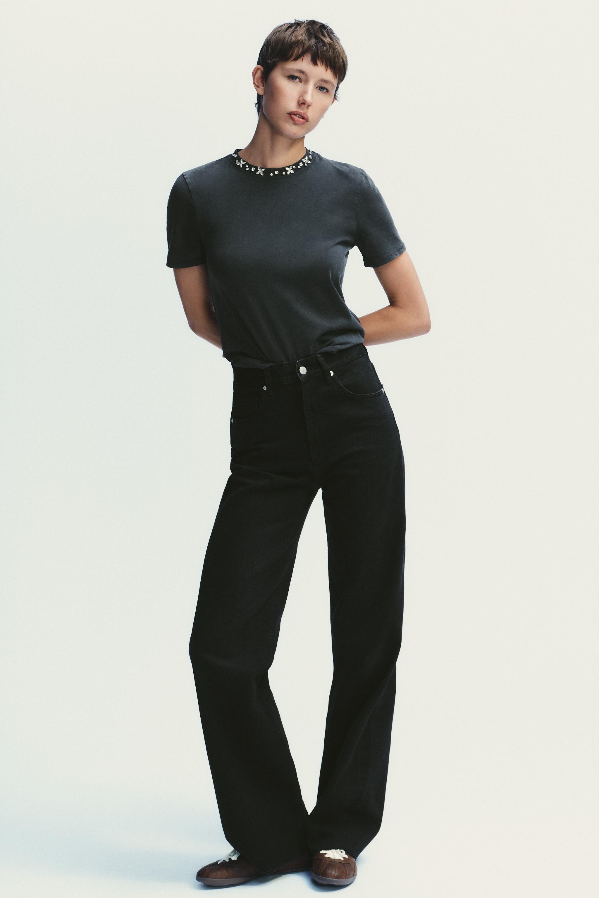 JEWELED WASHED EFFECT T-SHIRT