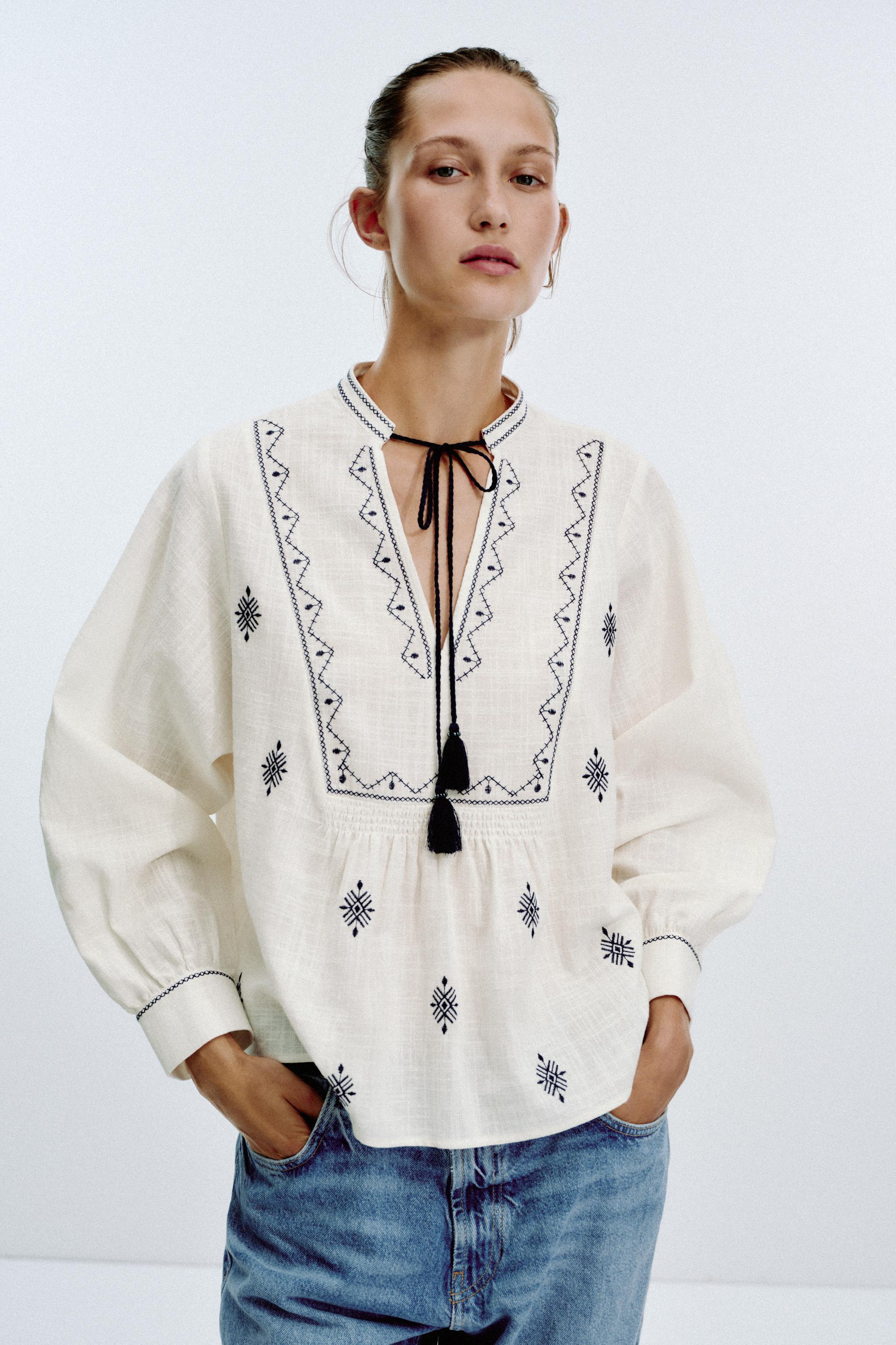 EMBROIDERED RUSTIC BLOUSE