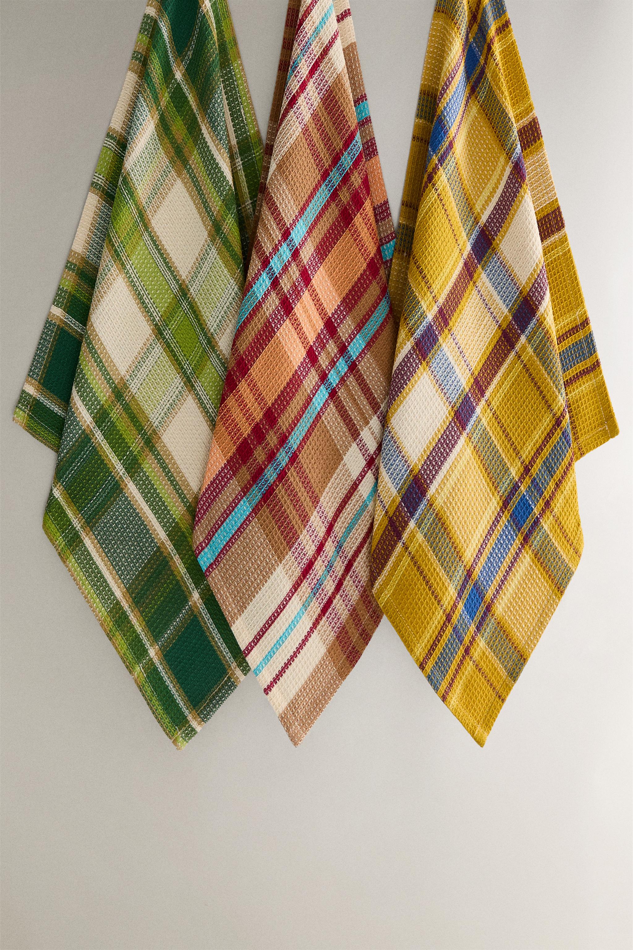 SET OF CHECK WAFFLE-KNIT KITCHEN TOWELS (SET OF 3)