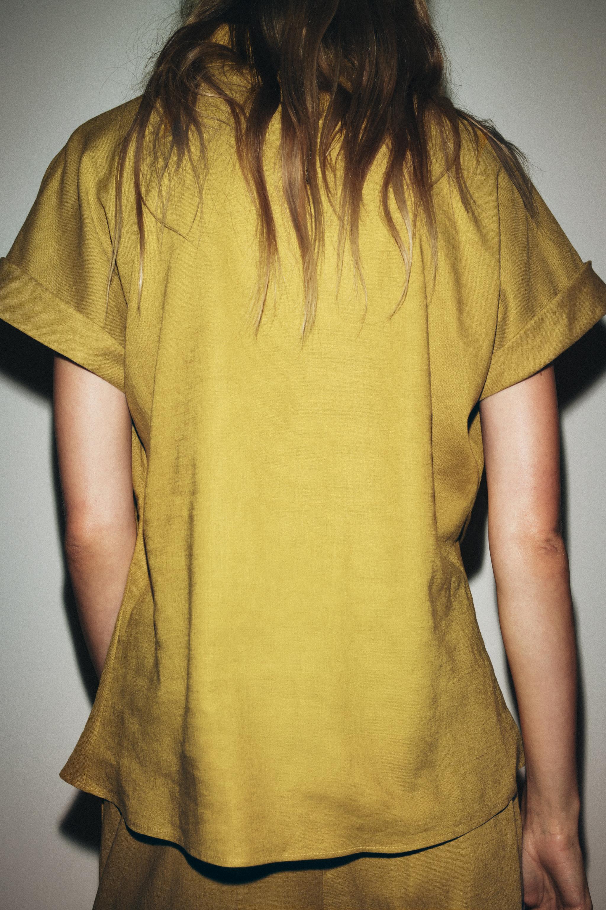 KNOTTED LINEN SHIRT