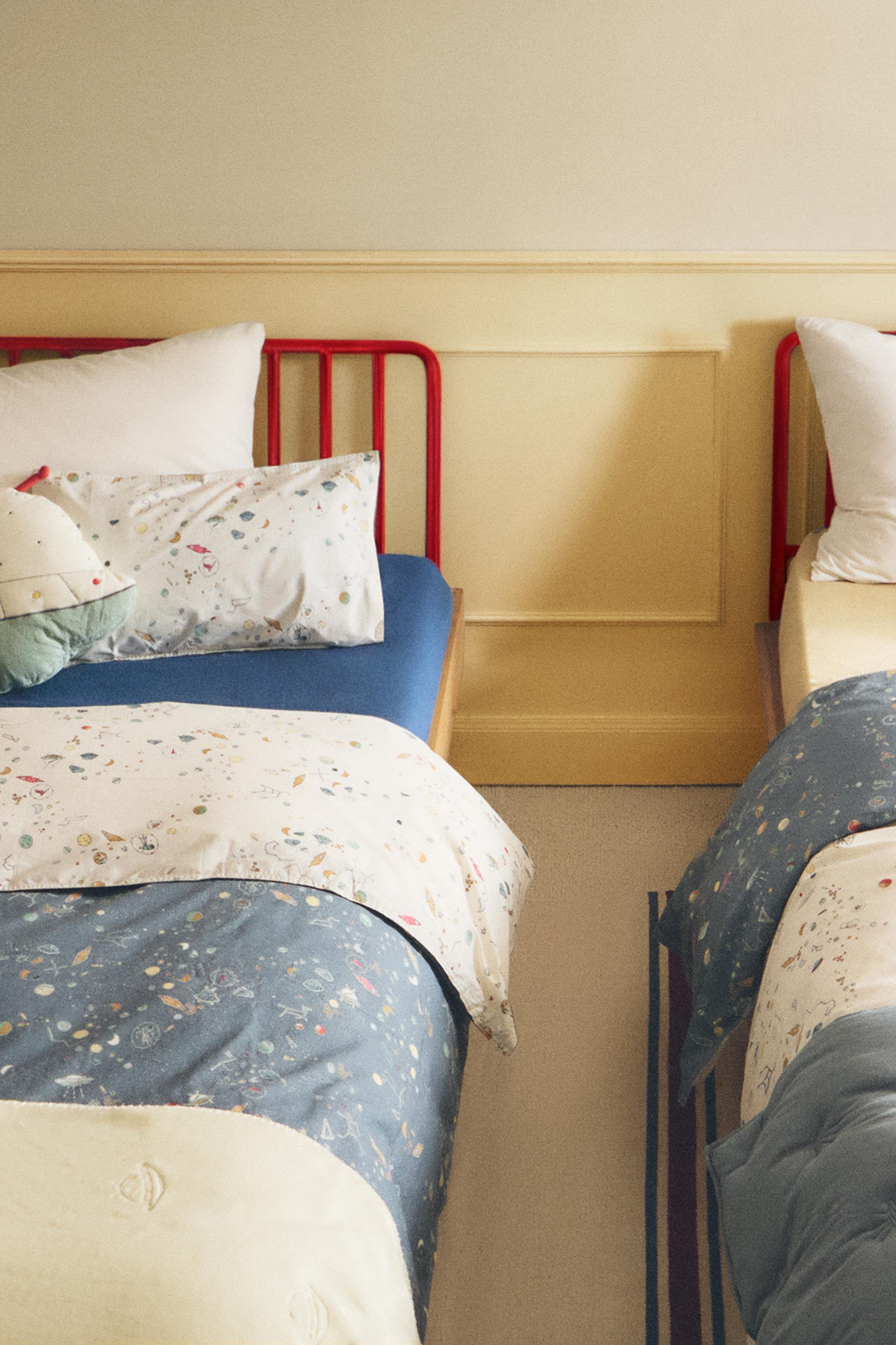 CHILDREN'S REVERSIBLE DUVET COVER SPACE