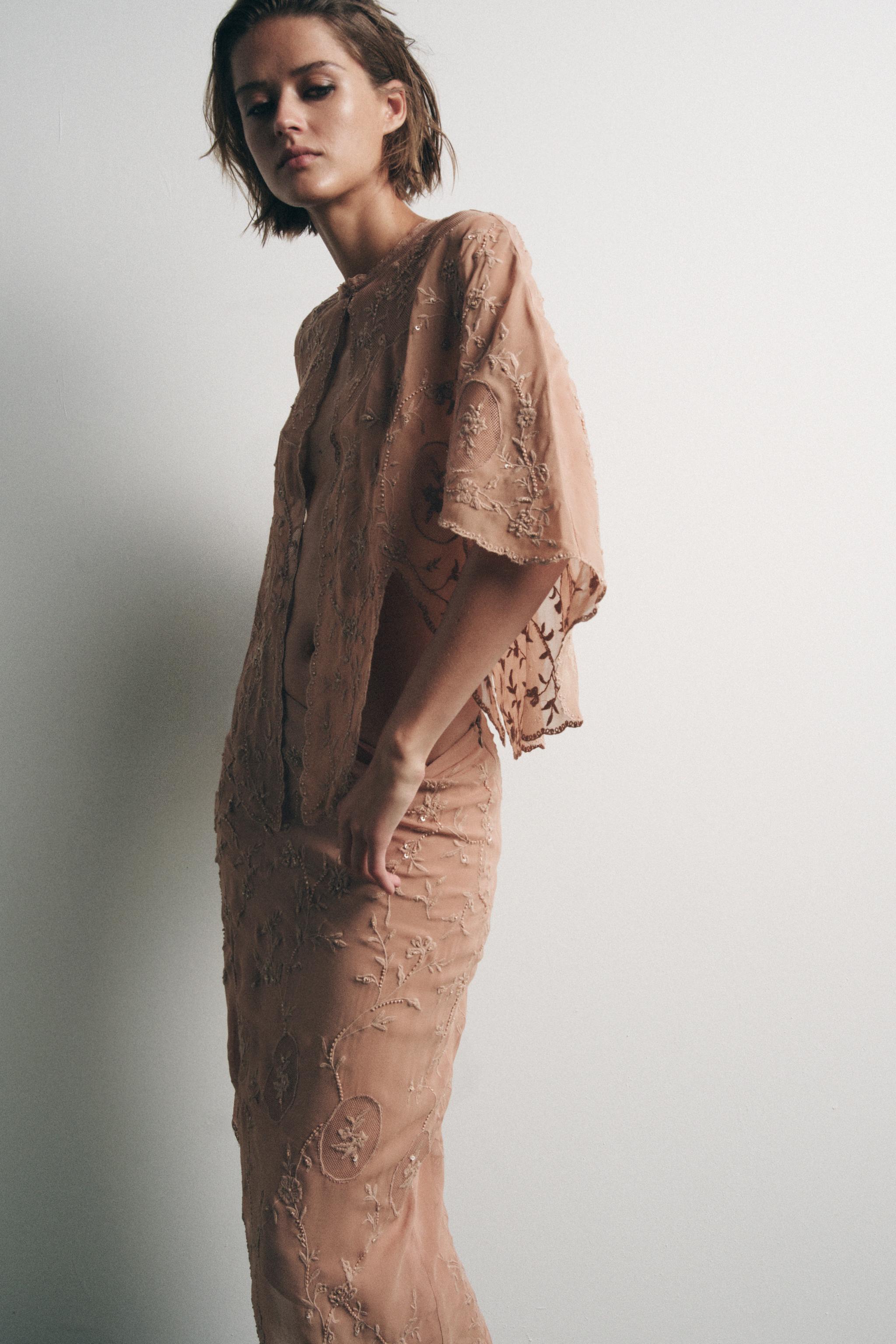 GEORGETTE EMBROIDERED BEADED SKIRT