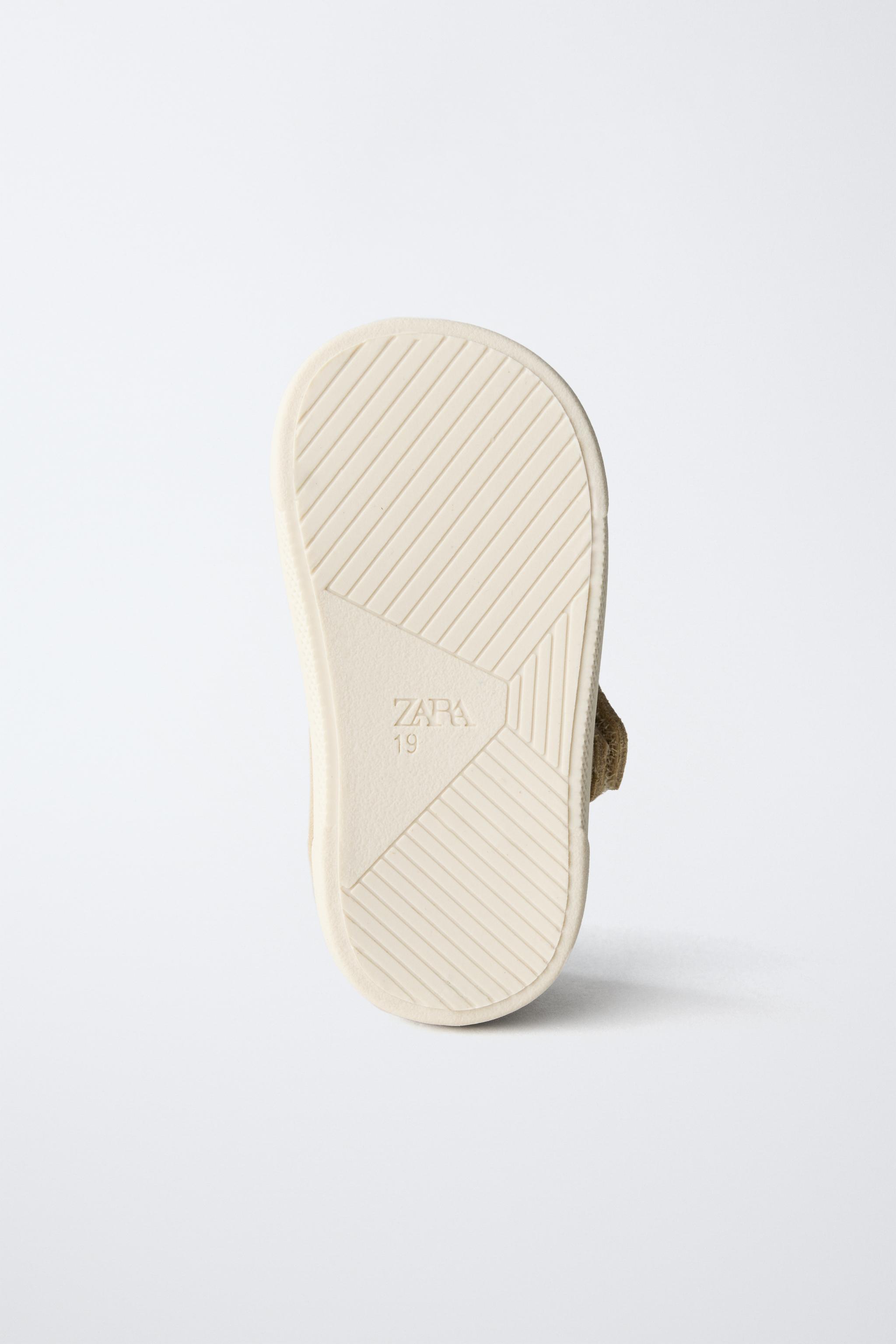 BAREFOOT LEATHER BALLET FLATS