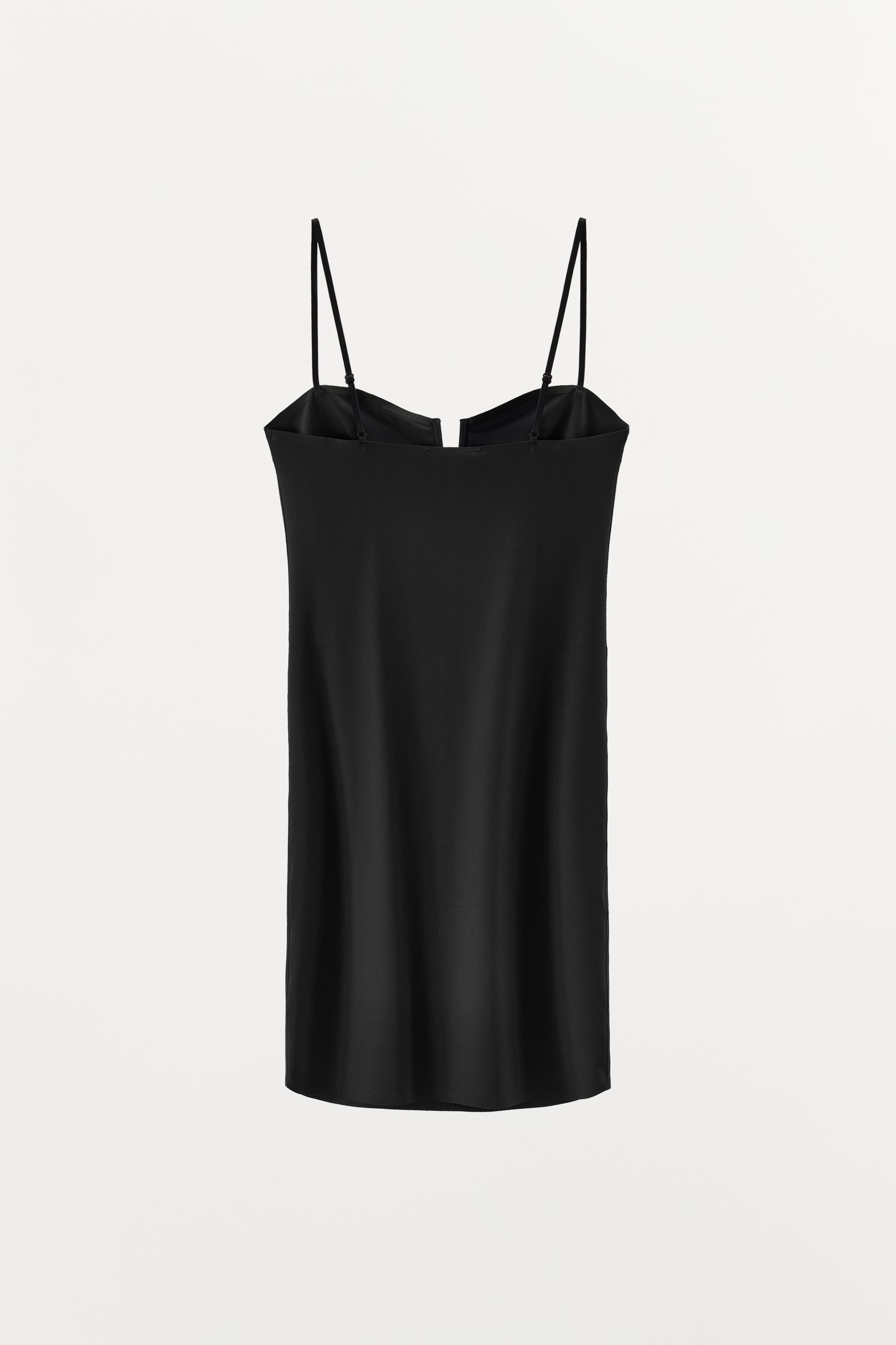 DRESS WITH METAL APPLIQUÉ POLYAMIDE