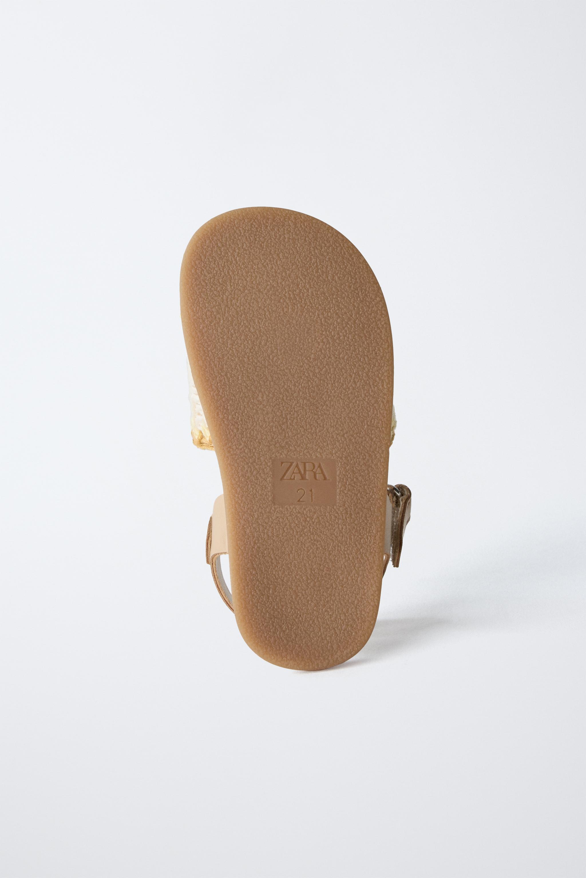 BAREFOOT CROCHETED SANDALS