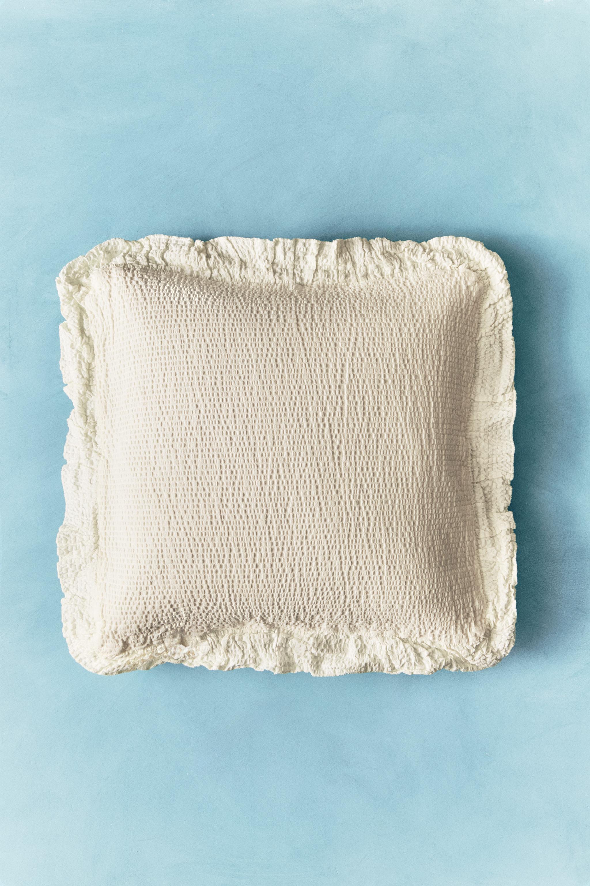 CHILDREN'S TEXTURED THROW PILLOW COVER