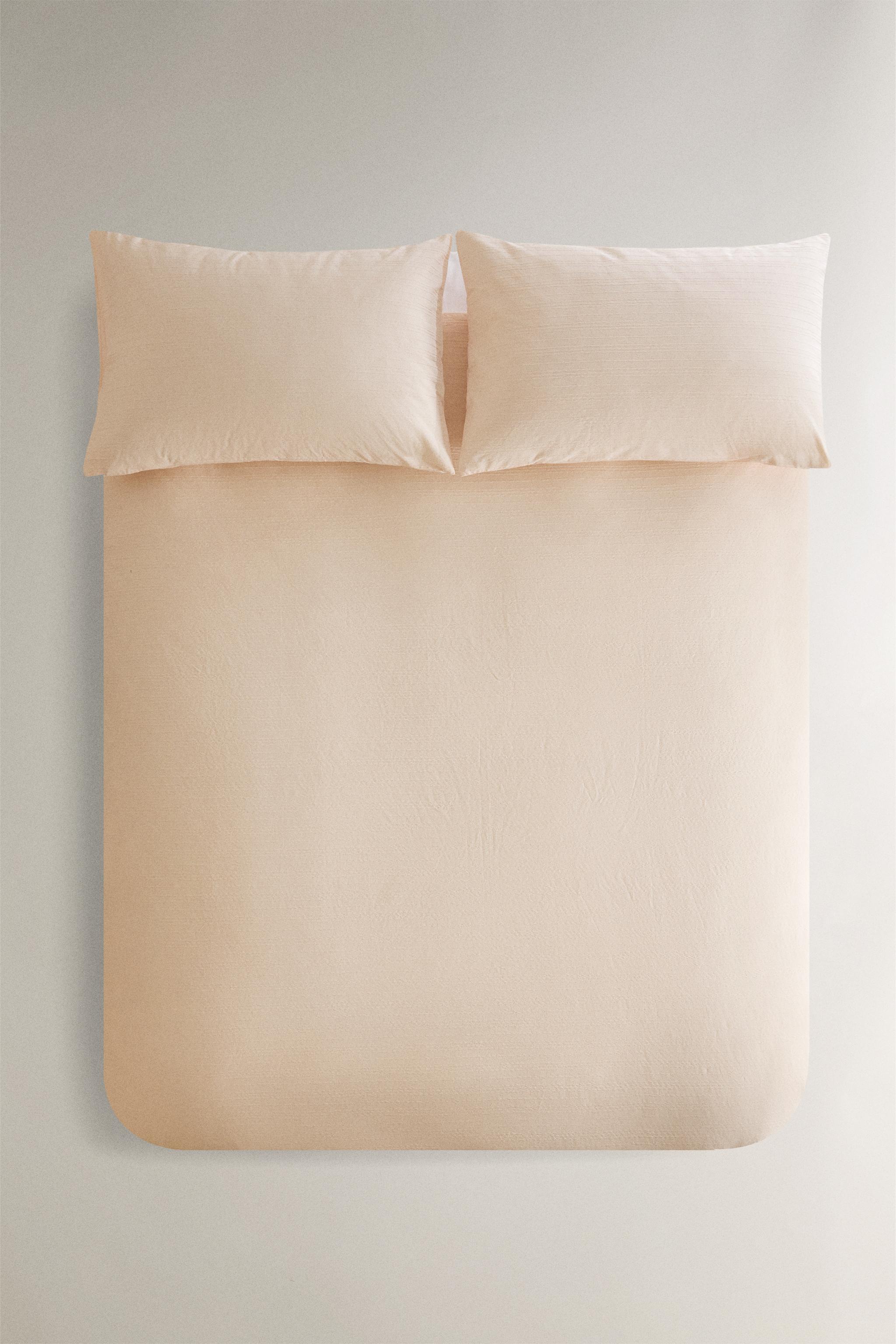 TEXTURED STRIPED DUVET COVER