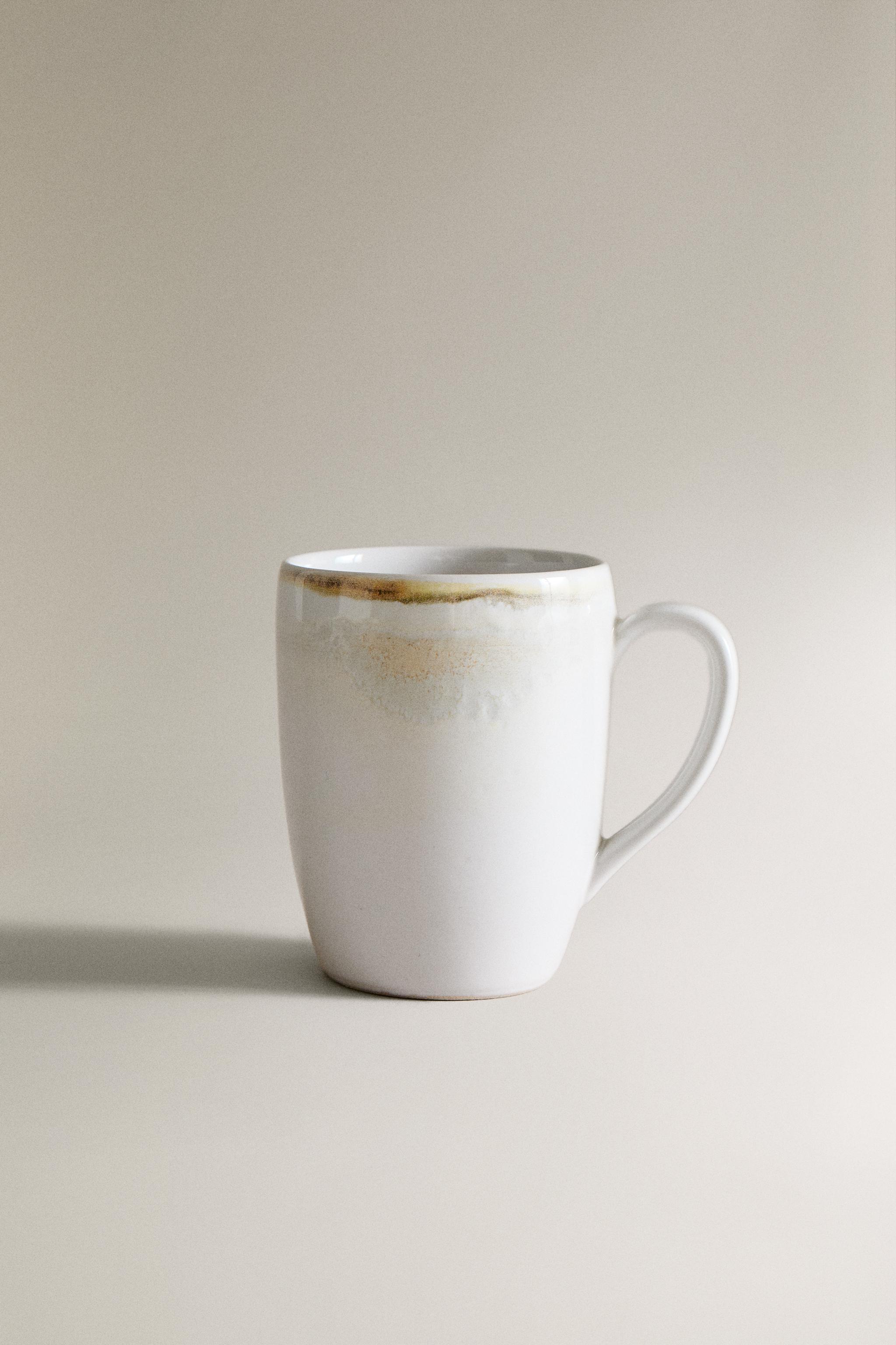 STONEWARE MUG