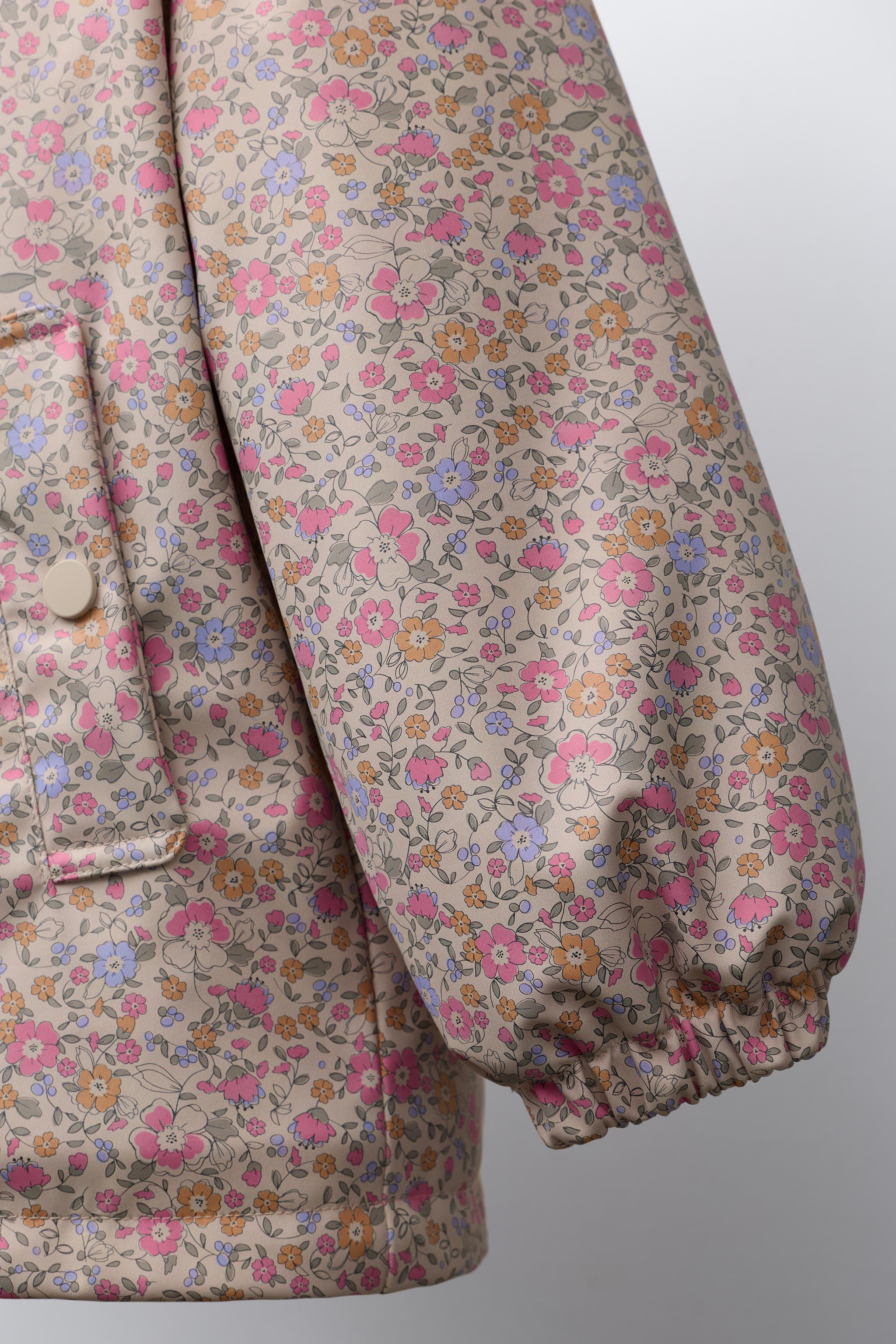 WATER RESISTANT PRINTED RUBBERIZED RAINCOAT