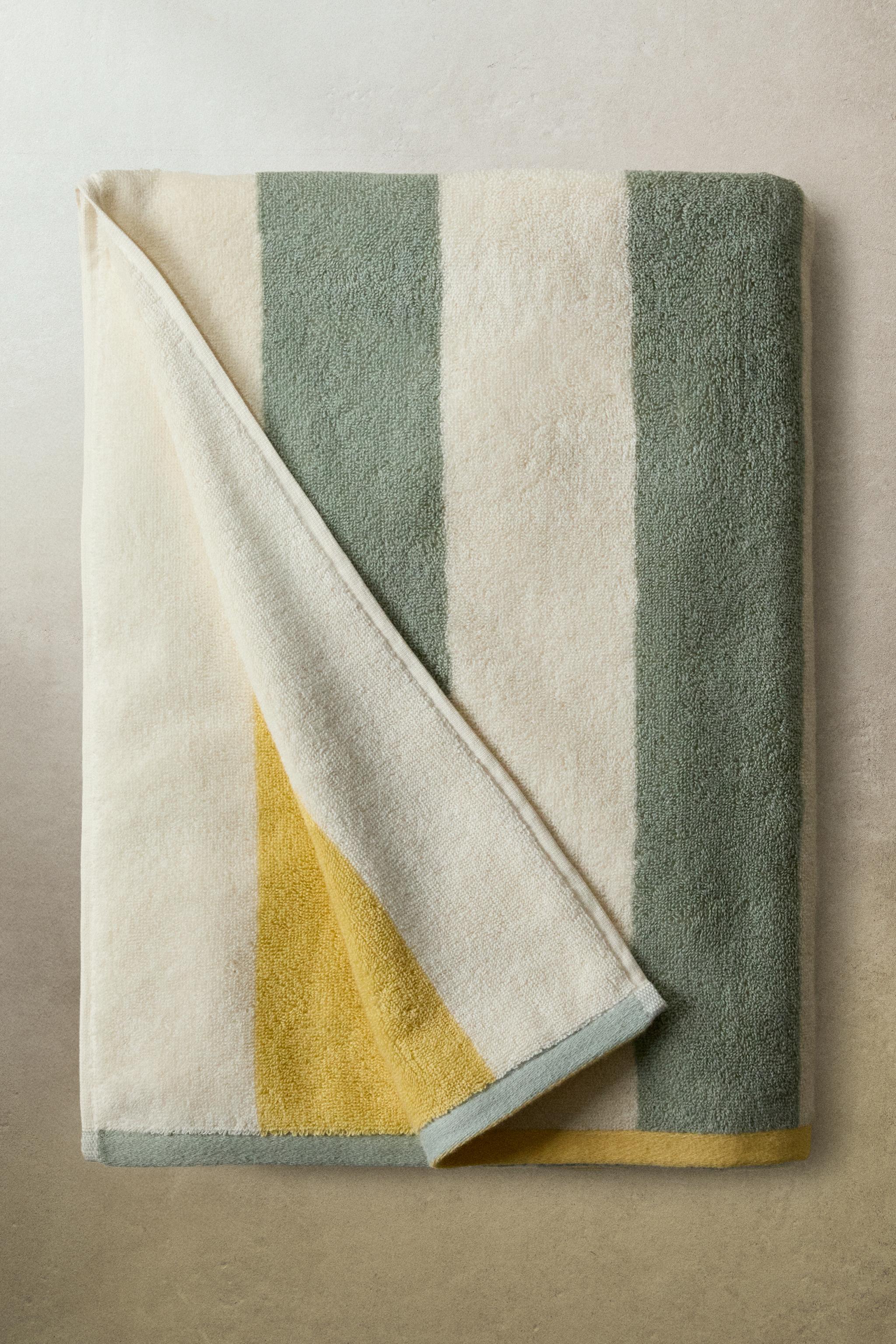 REVERSIBLE STRIPED COTTON TOWEL