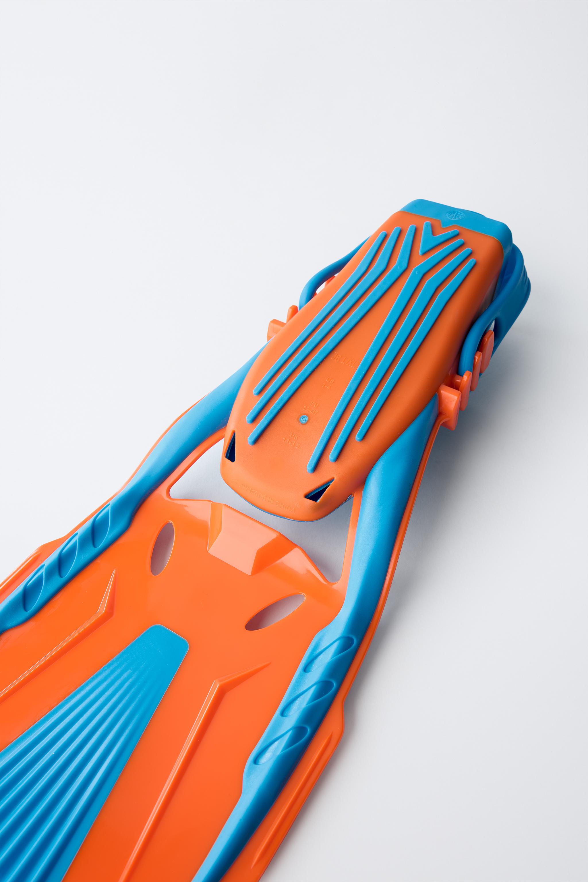 ZARA X BODY GLOVE © SNORKEL AND FINS SET