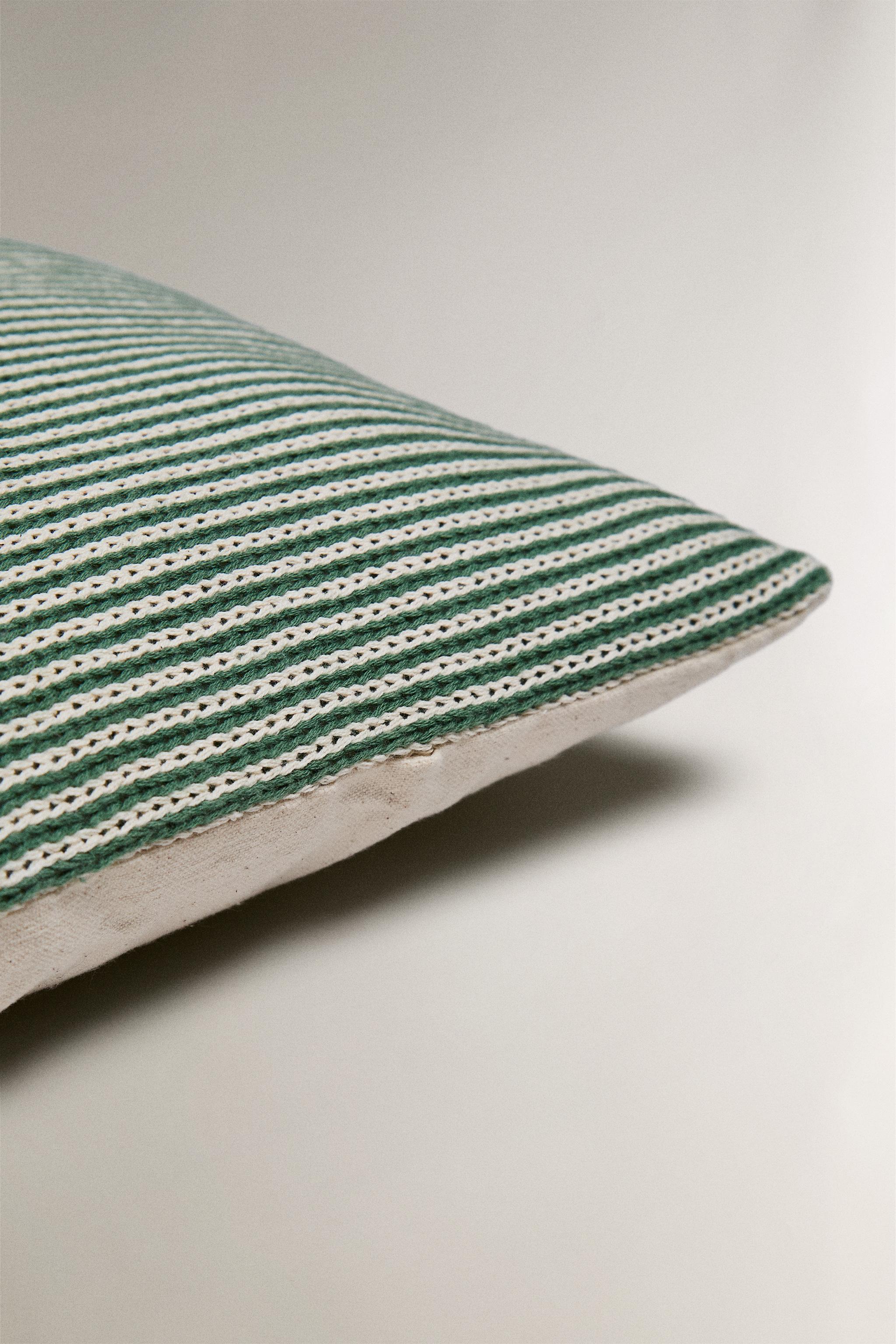 CHILDREN'S EMBROIDERED LETTER R THROW PILLOW