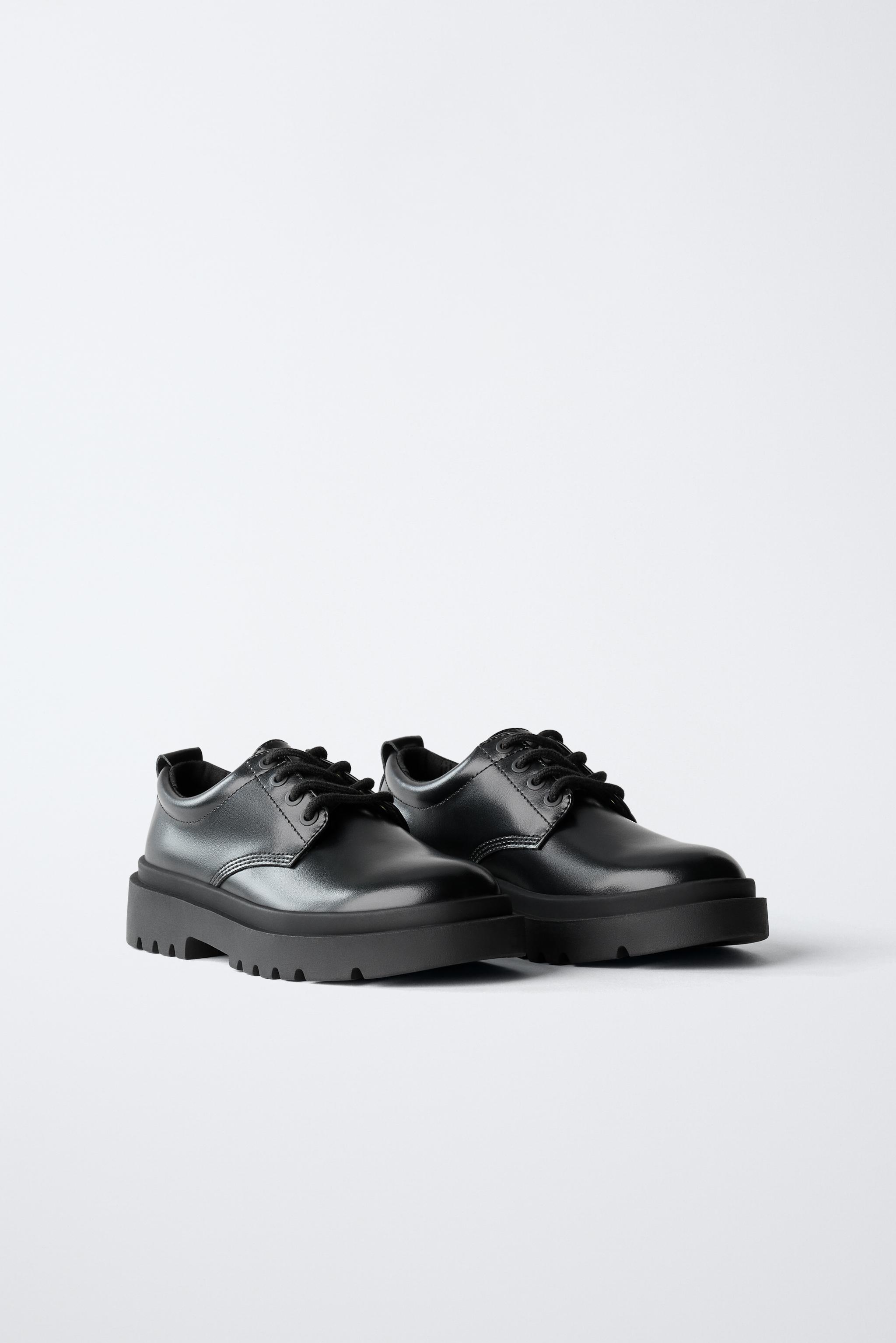 LUG SOLE DERBY SHOES