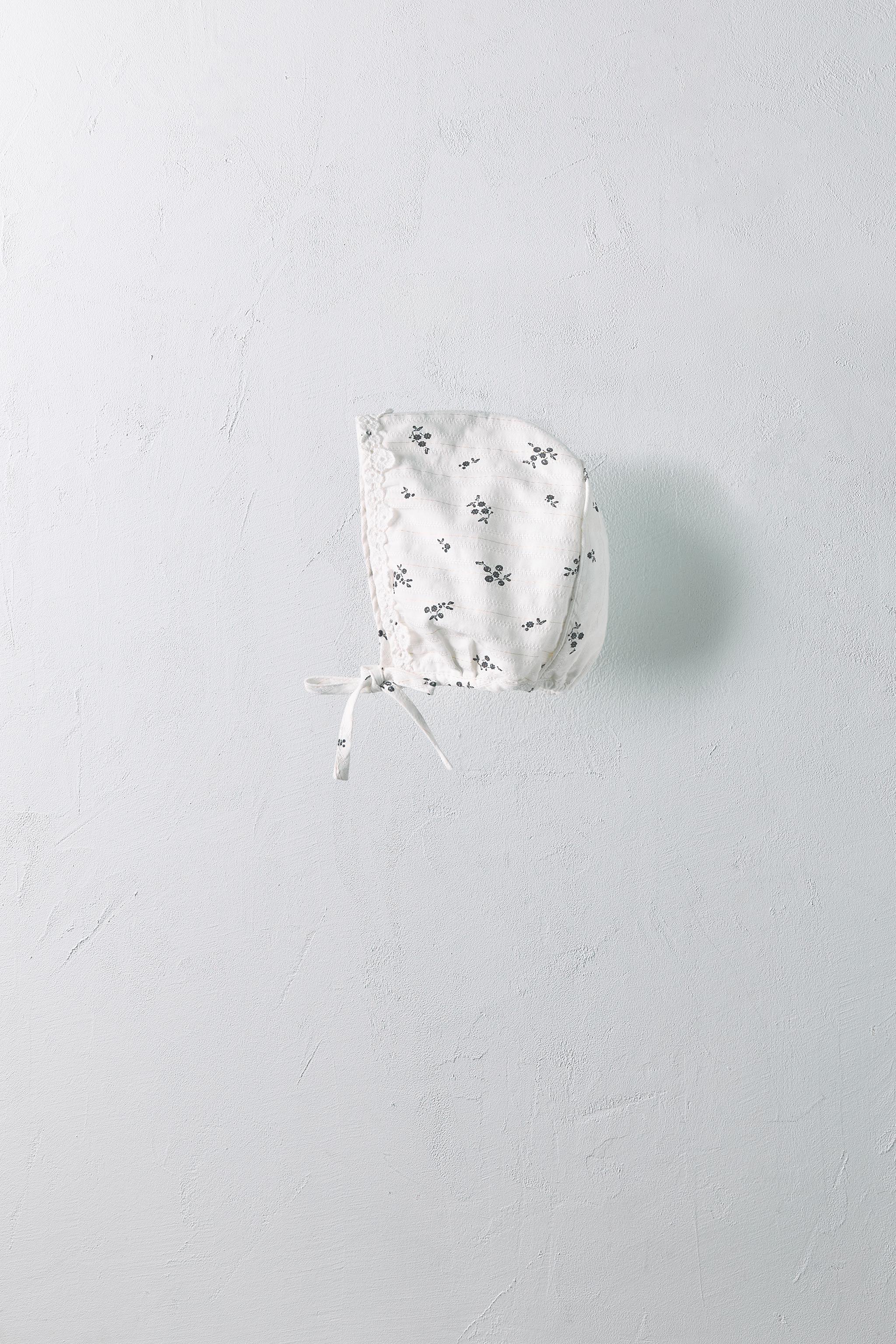 0-18 MONTHS/ SHINY FLORAL BONNET LIMITED EDITION