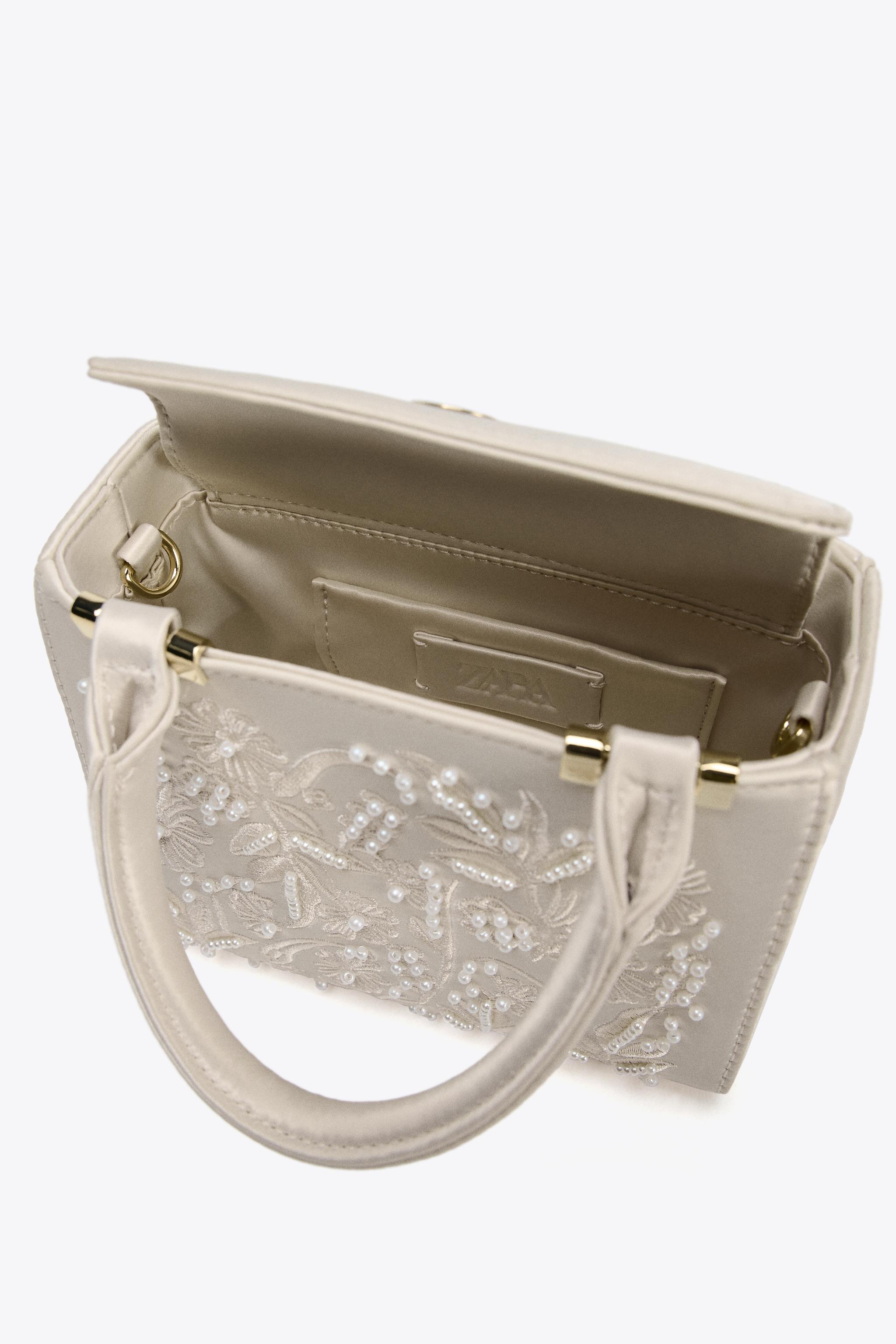SATIN EFFECT PEARL BAG