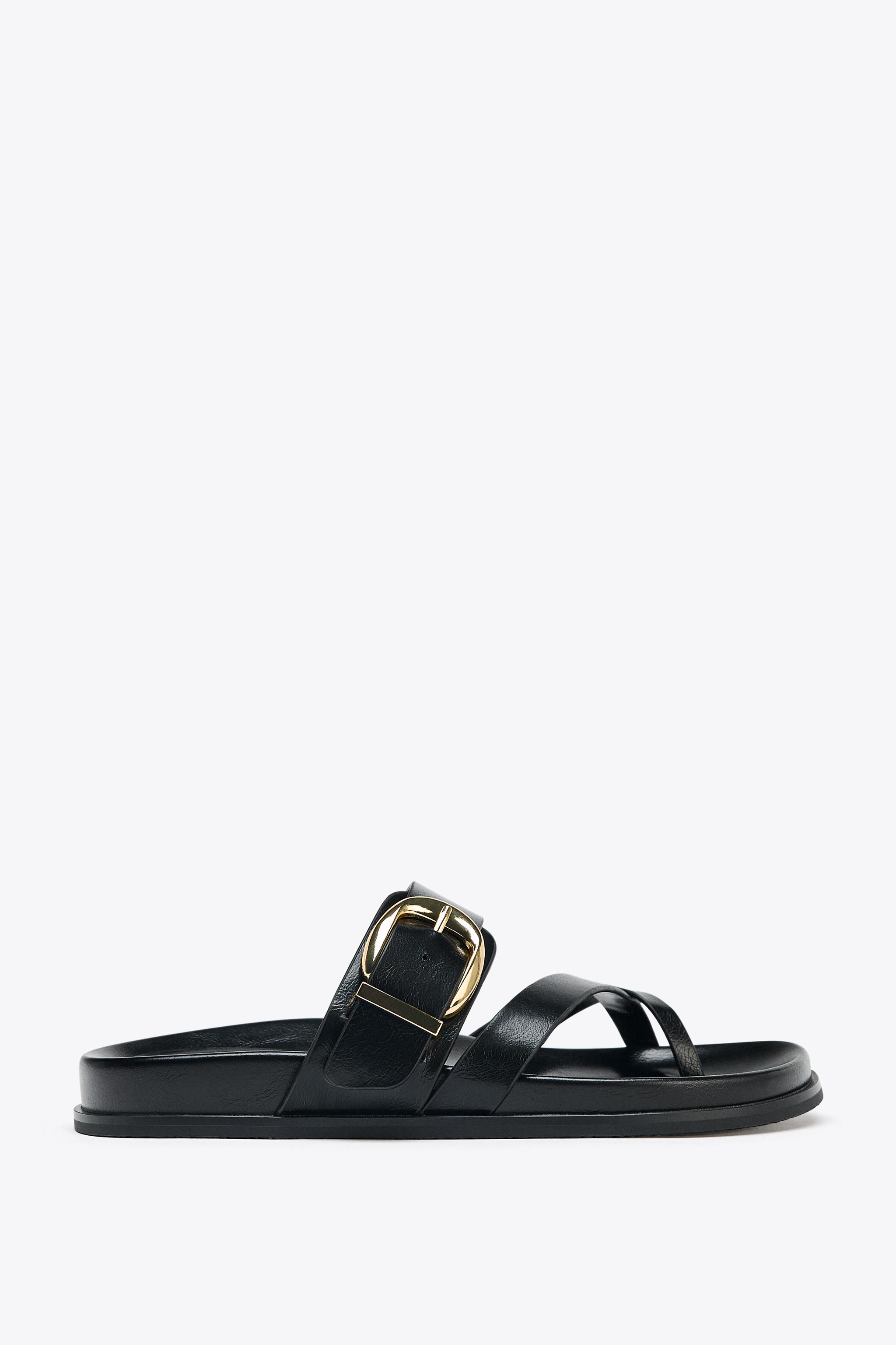 FLAT BUCKLE SANDALS