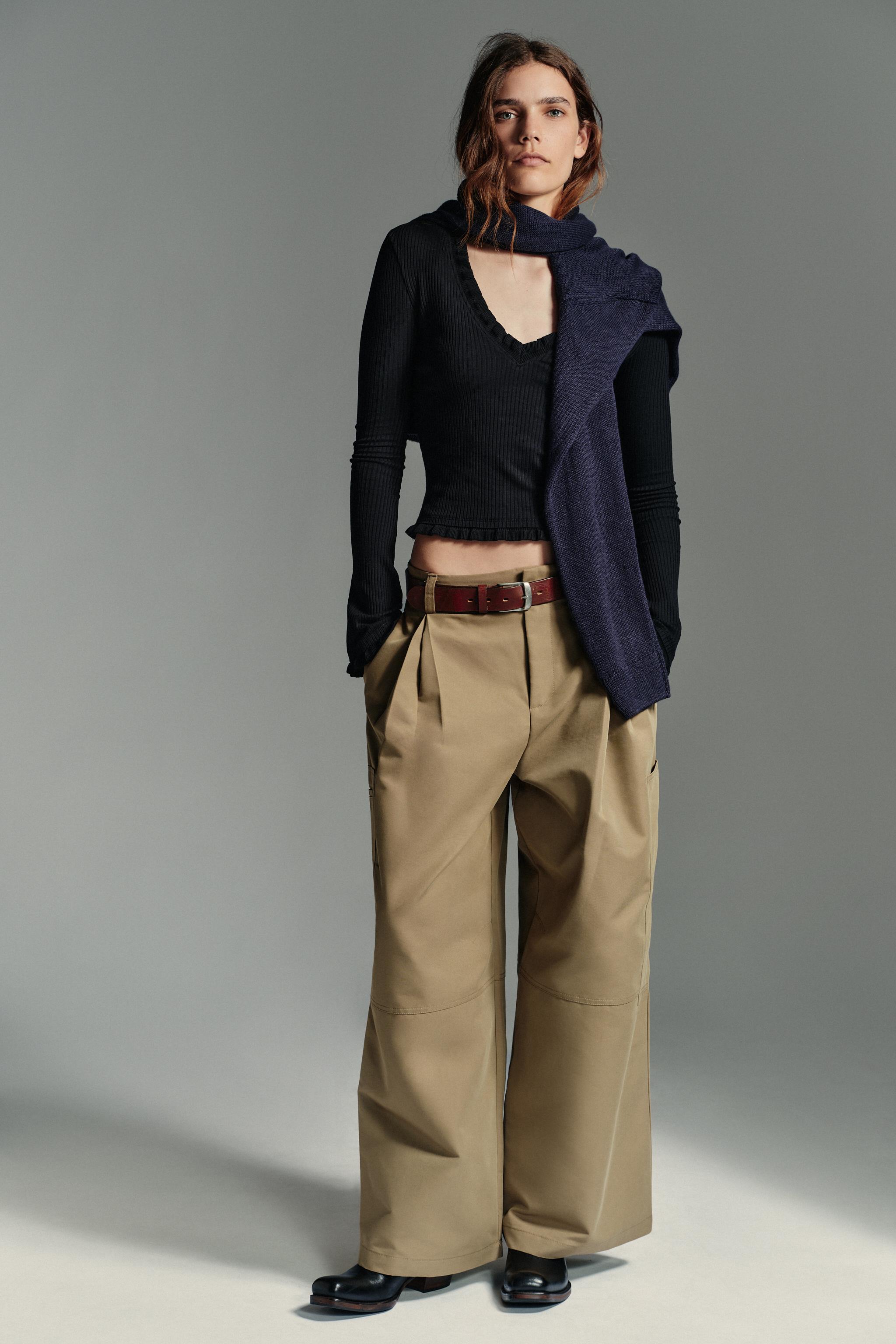 RUFFLED LONG SLEEVE TOP