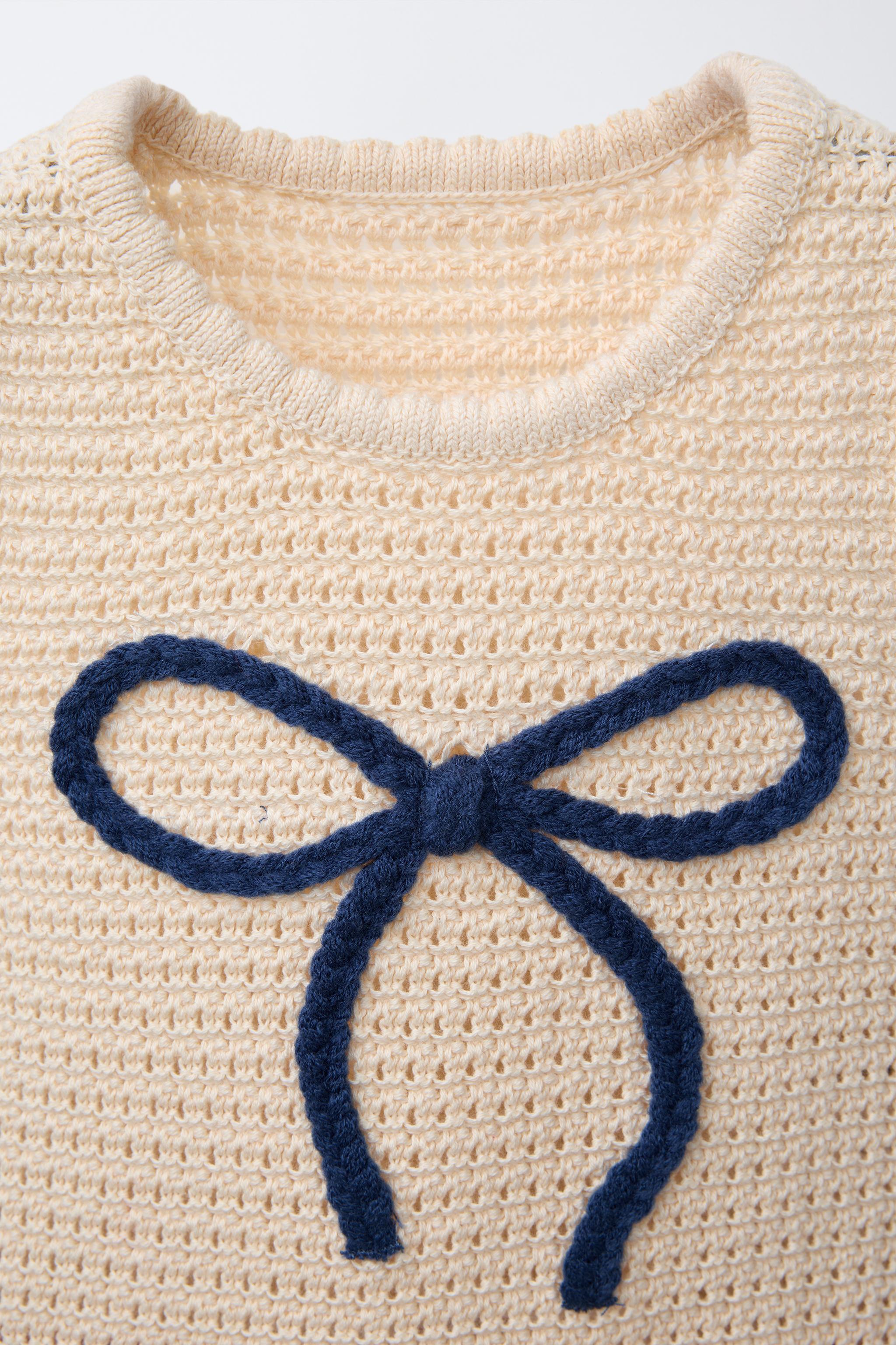 BOW KNIT TOP
