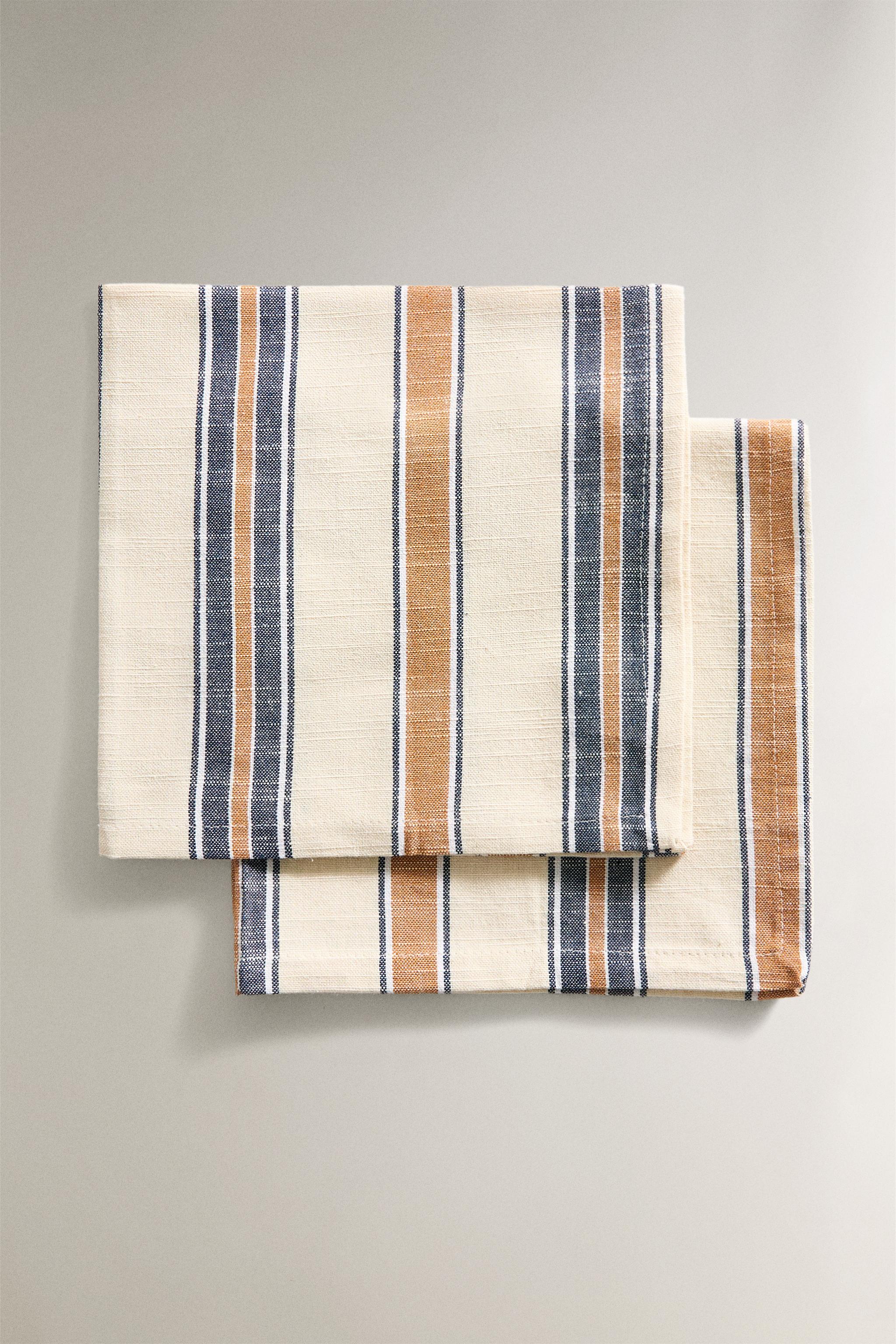 SET OF DYED THREAD STRIPED NAPKINS (SET OF 2)