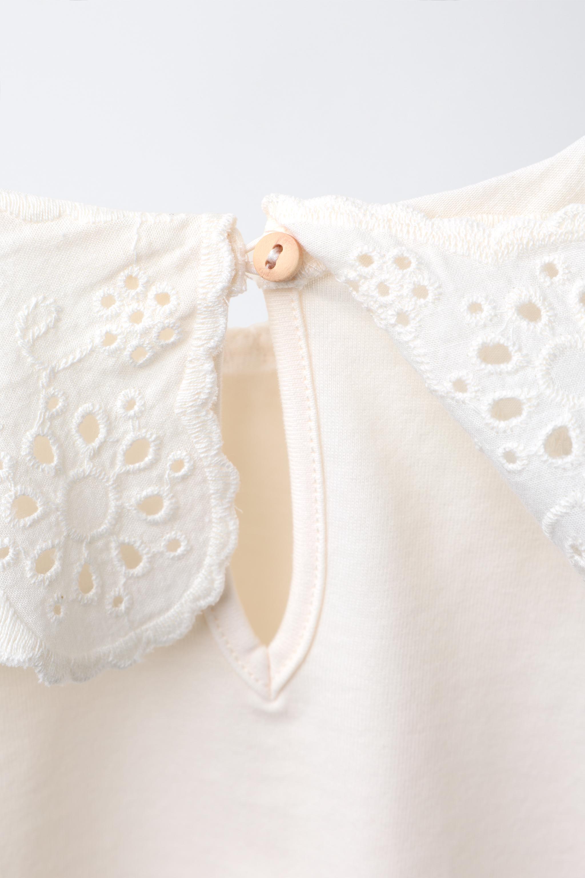 EMBROIDERED COLLAR T-SHIRT