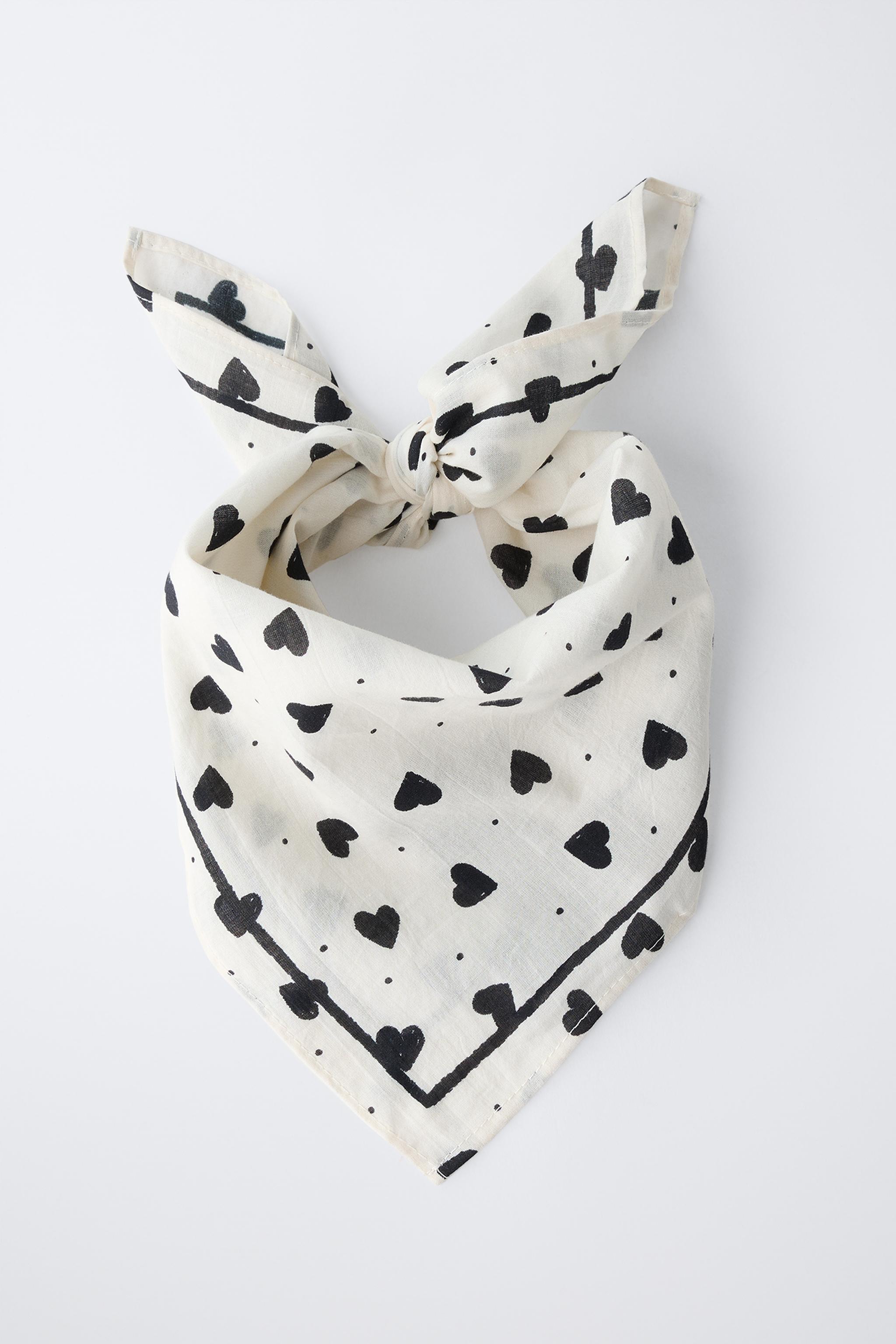 HEART AND POLKA DOT PRINT SQUARE BANDANA