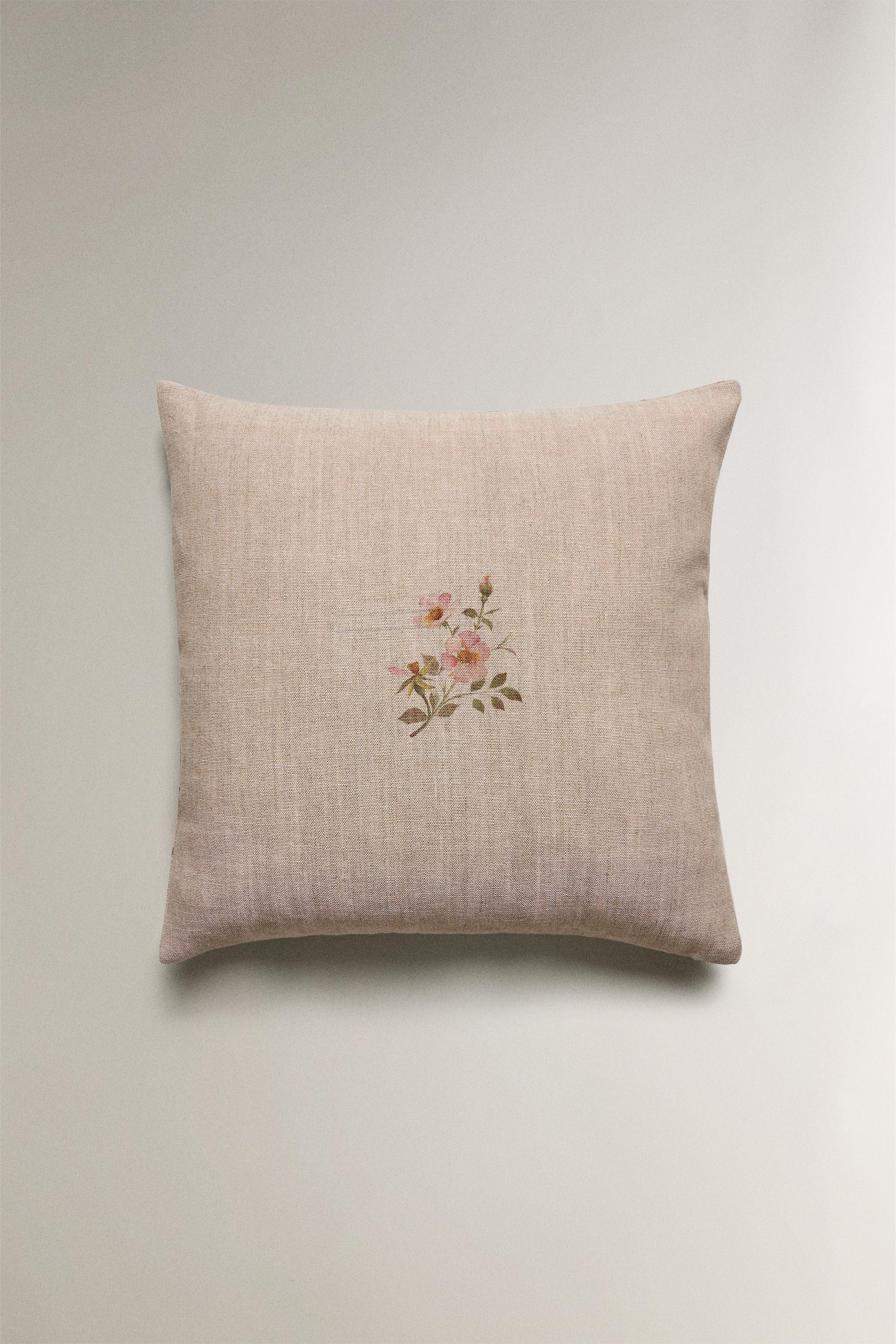 FLORAL PRINT THROW PILLOW COVER