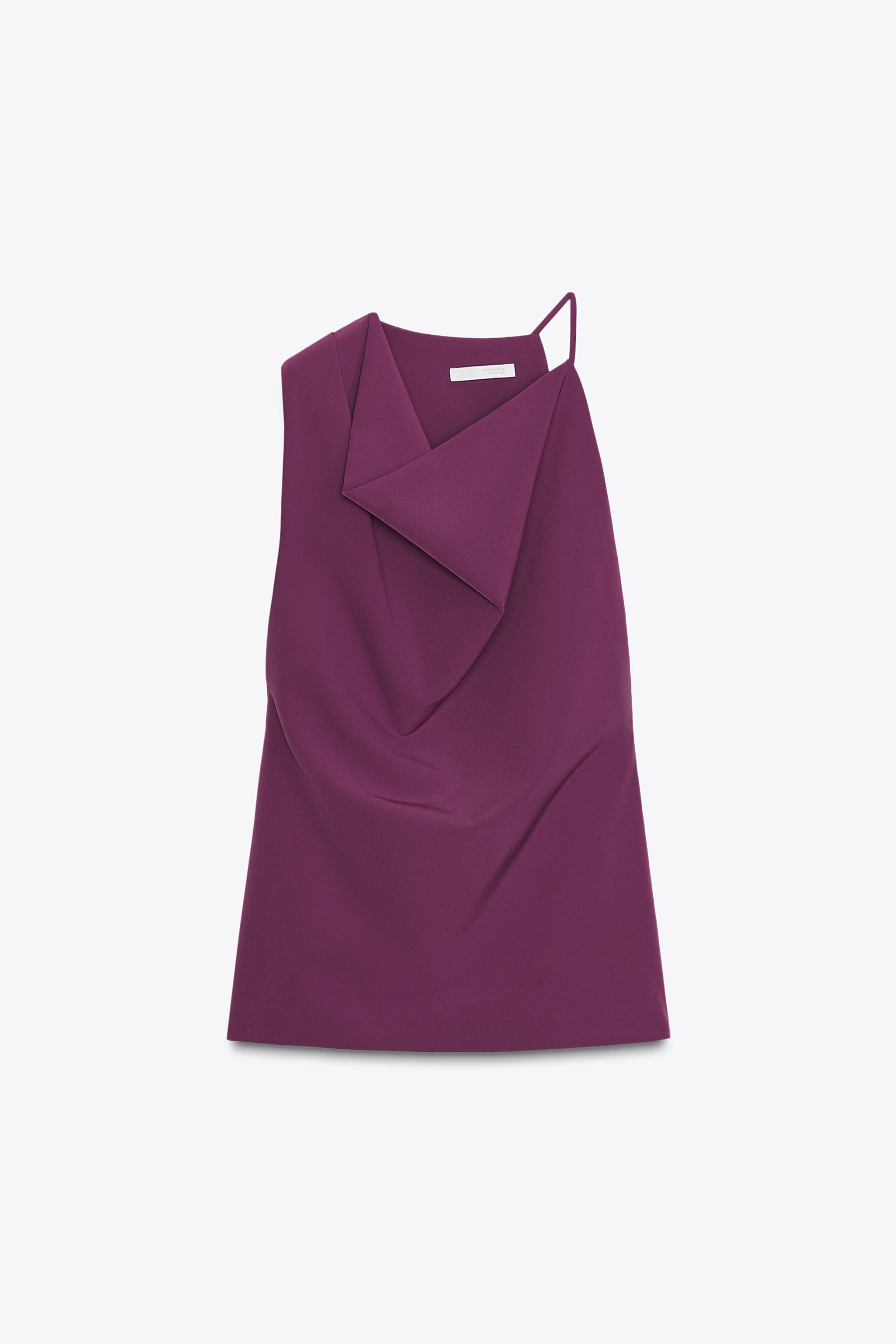 ASYMMETRIC CREPE BUCKLE TOP