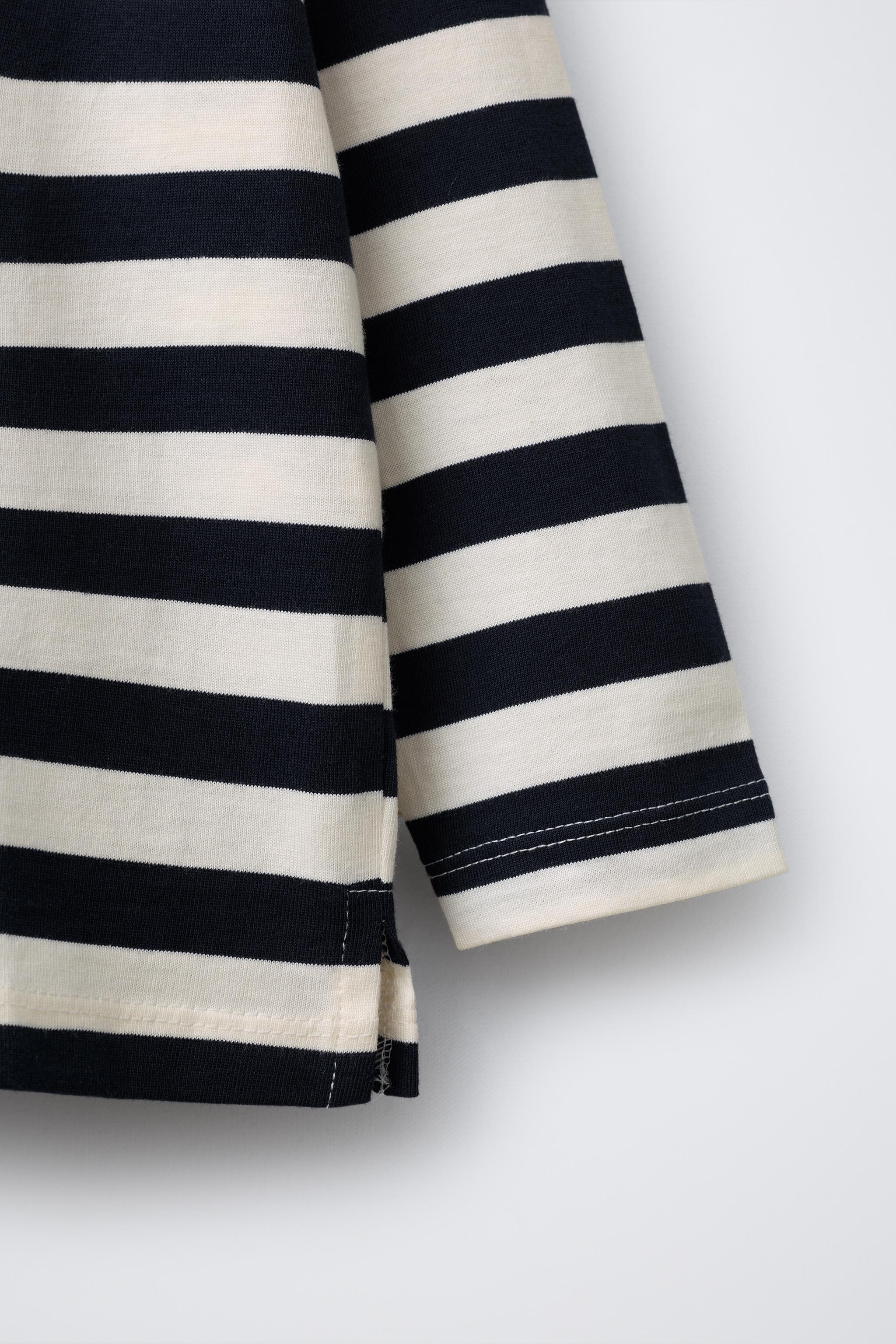 STRIPED PRINT T-SHIRT
