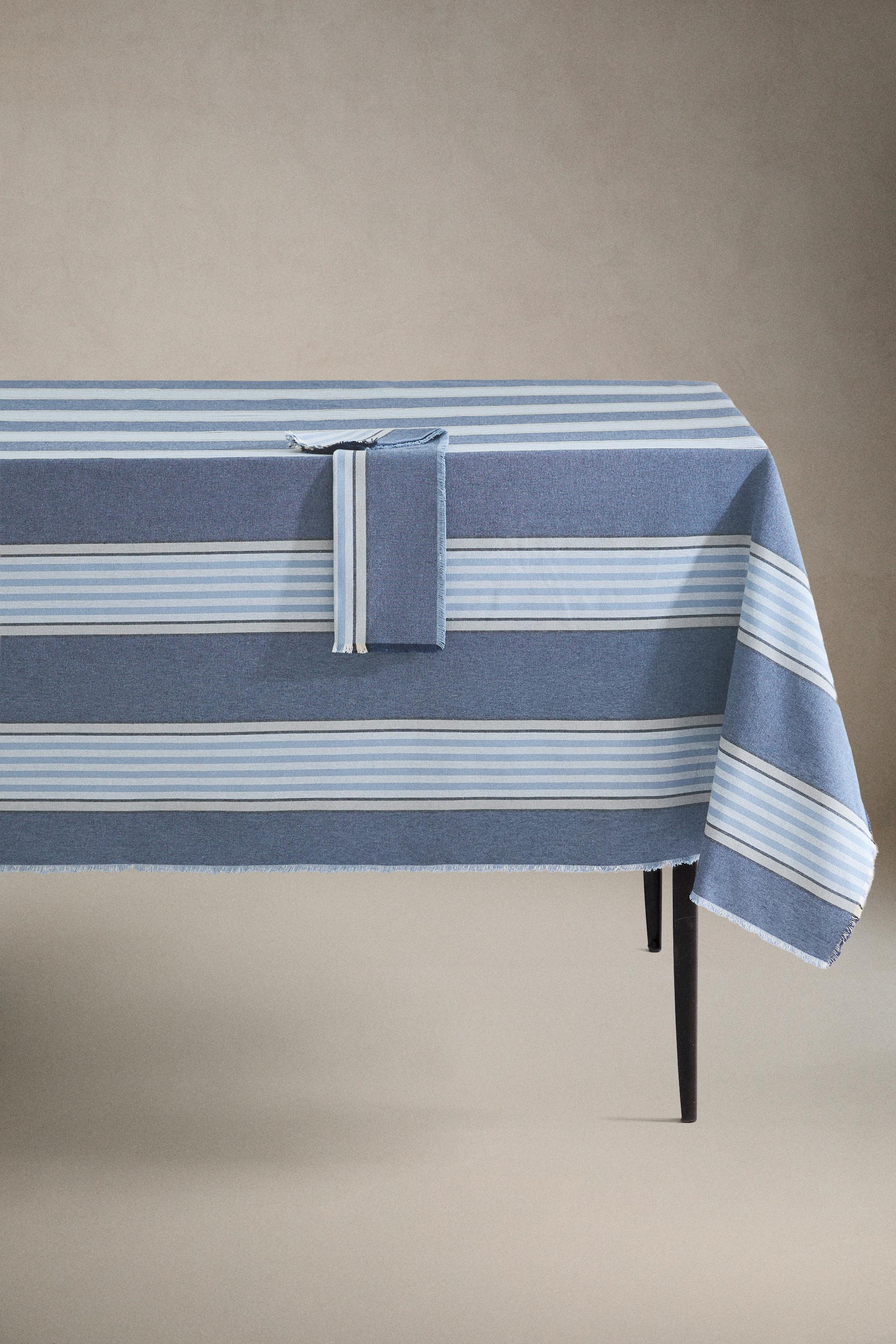 DYED THREAD STRIPED TABLECLOTH