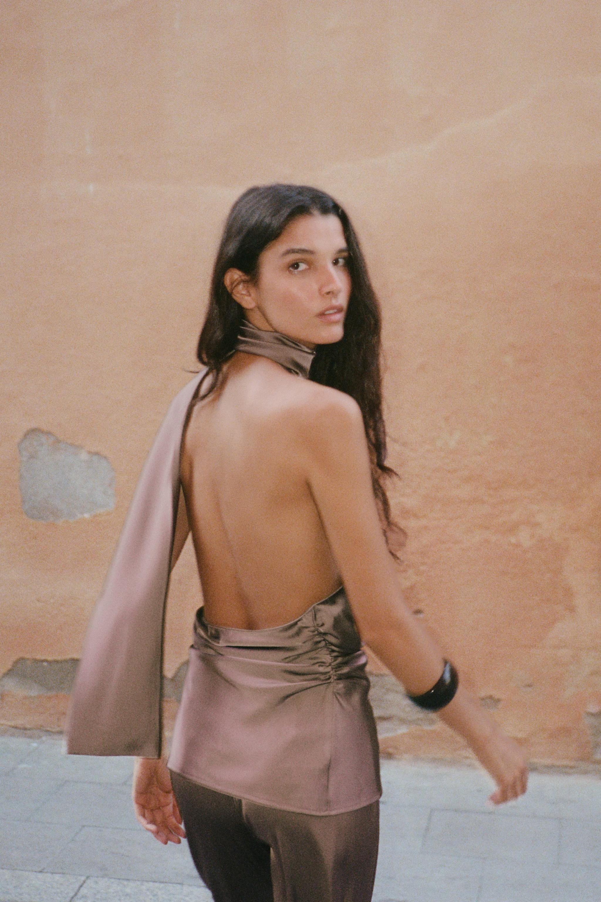 SATIN EFFECT HALTER SCARF TOP