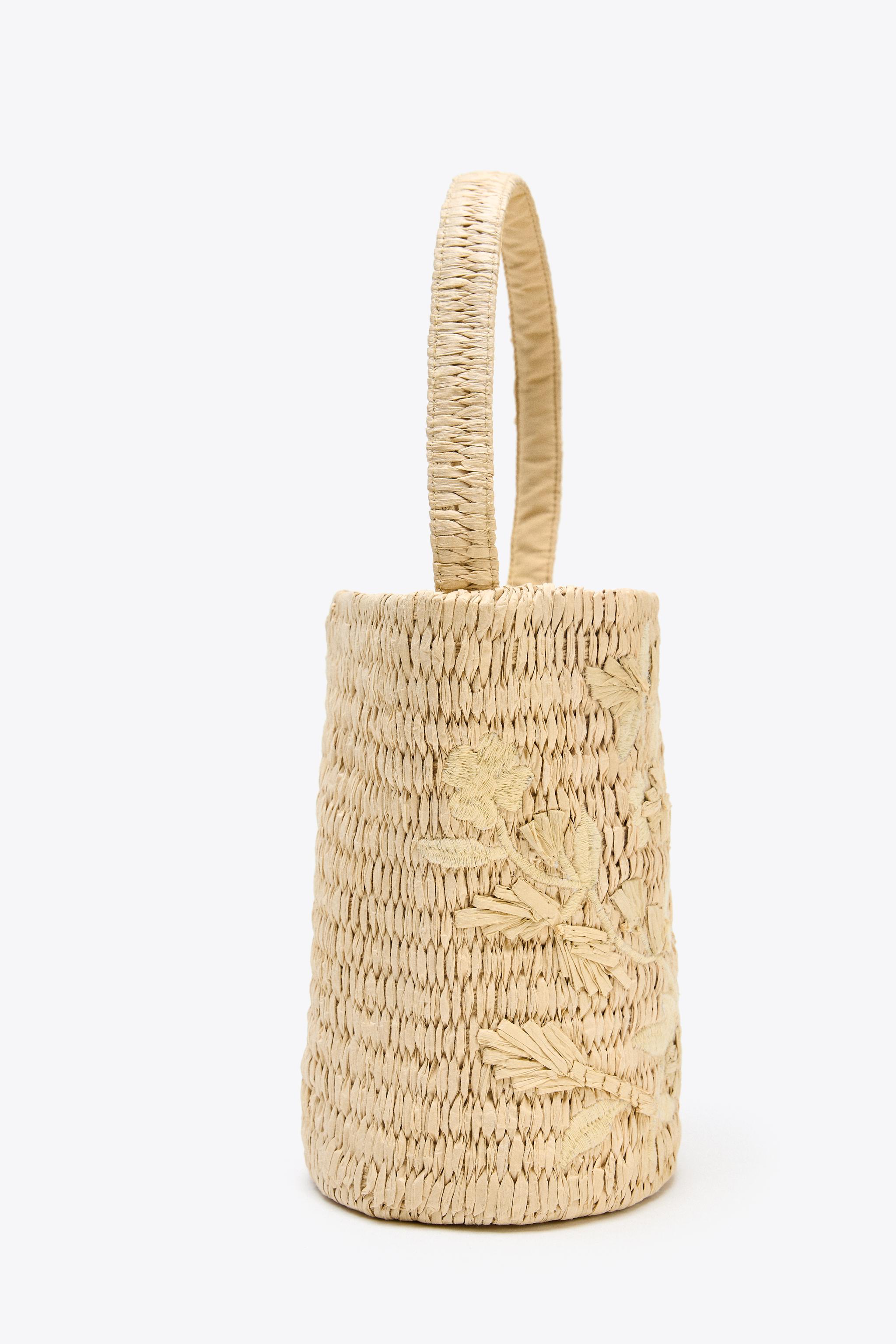 DRAWING WOVEN BASKET