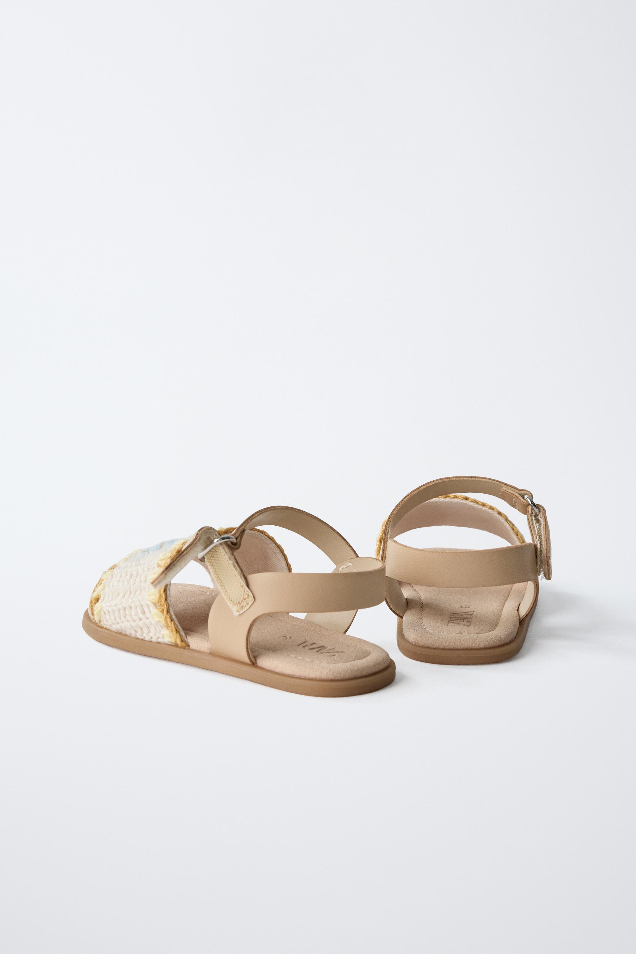 BAREFOOT CROCHETED SANDALS