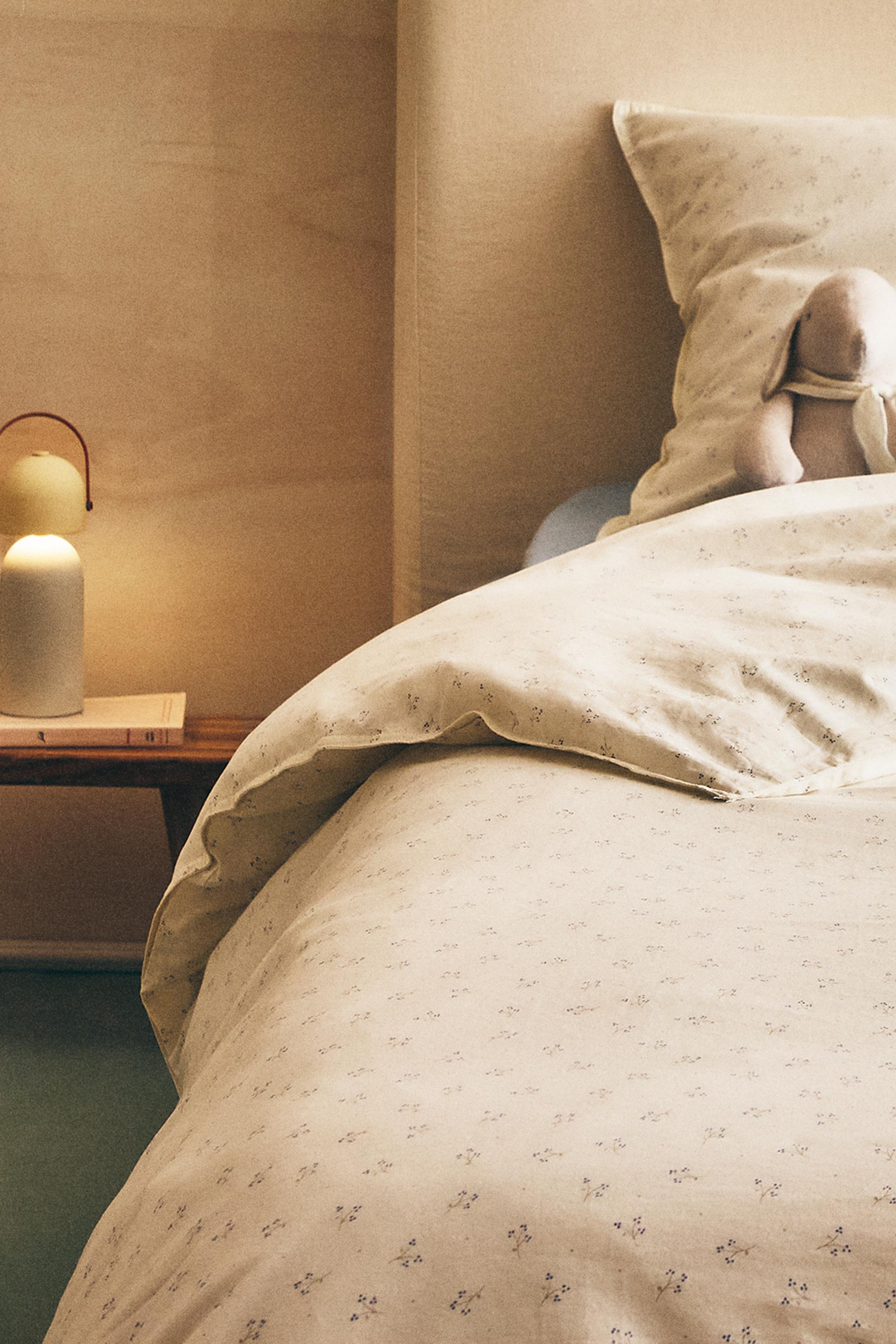 CHILDREN'S COTTON DUVET COVER WITH MINI FLOWER DESIGN