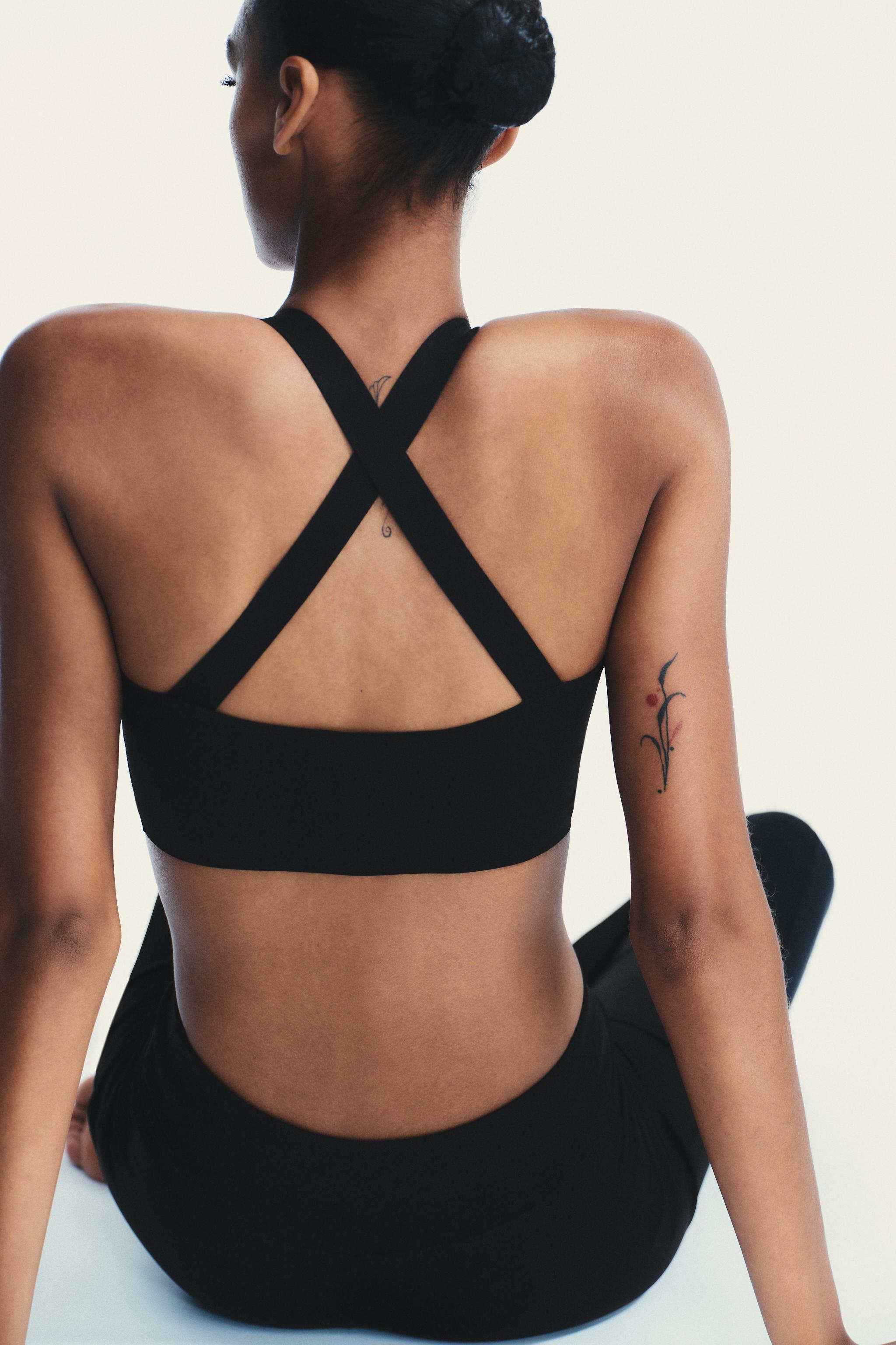 SEAMLESS POLYAMIDE TOP