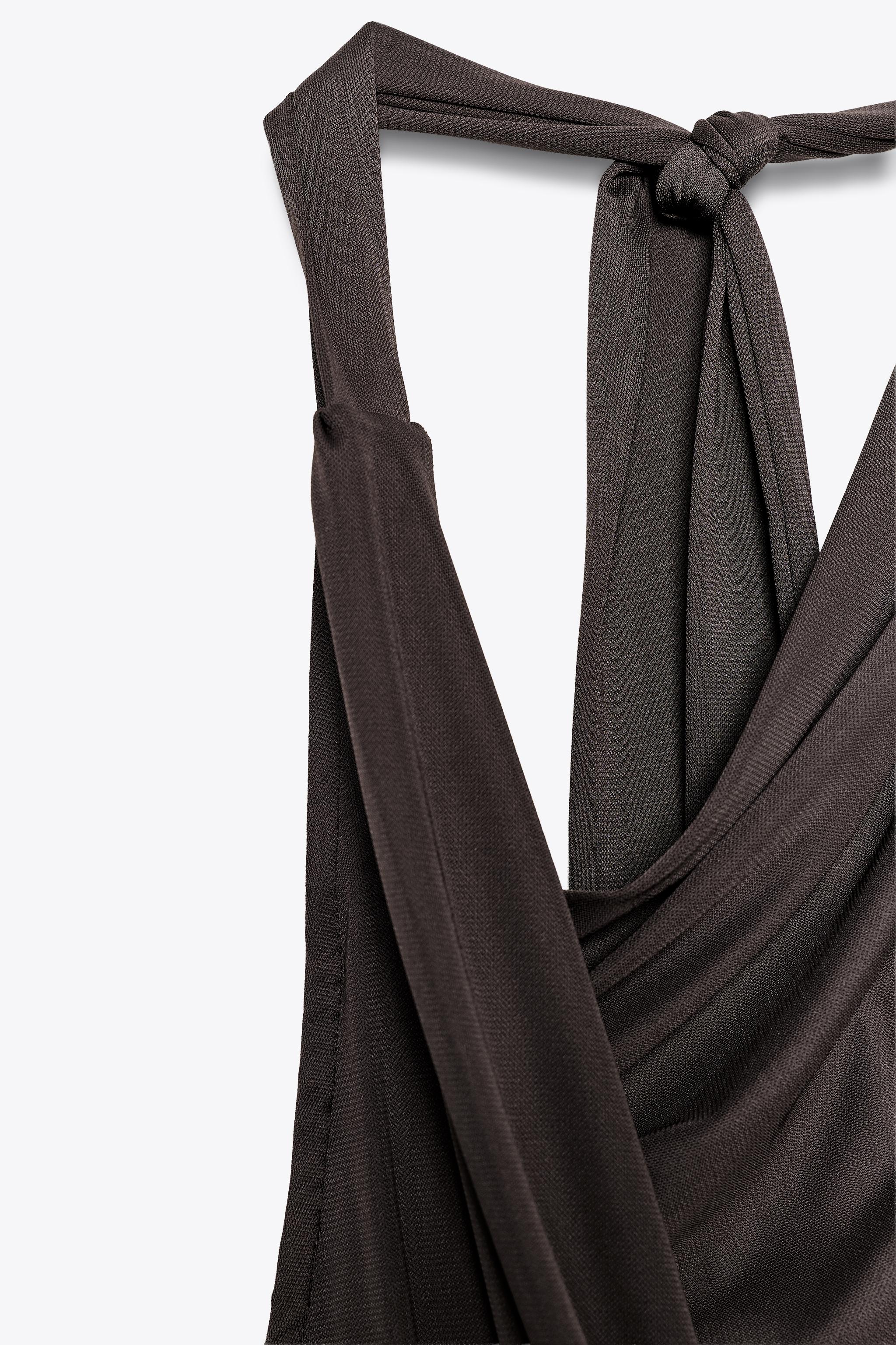 FLOWY NECK PLEATED DRESS