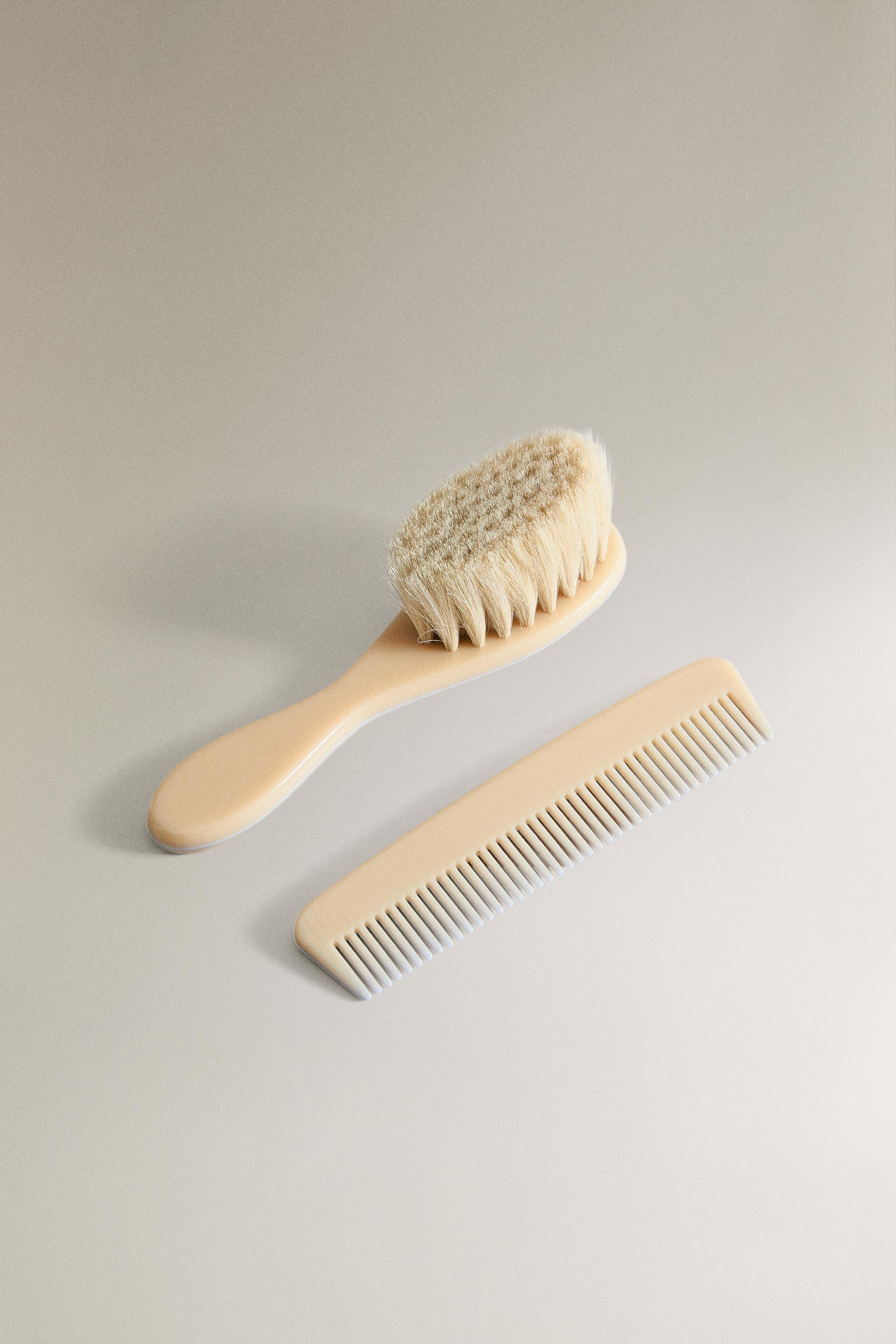CHILDREN’S BRUSH AND COMB SET