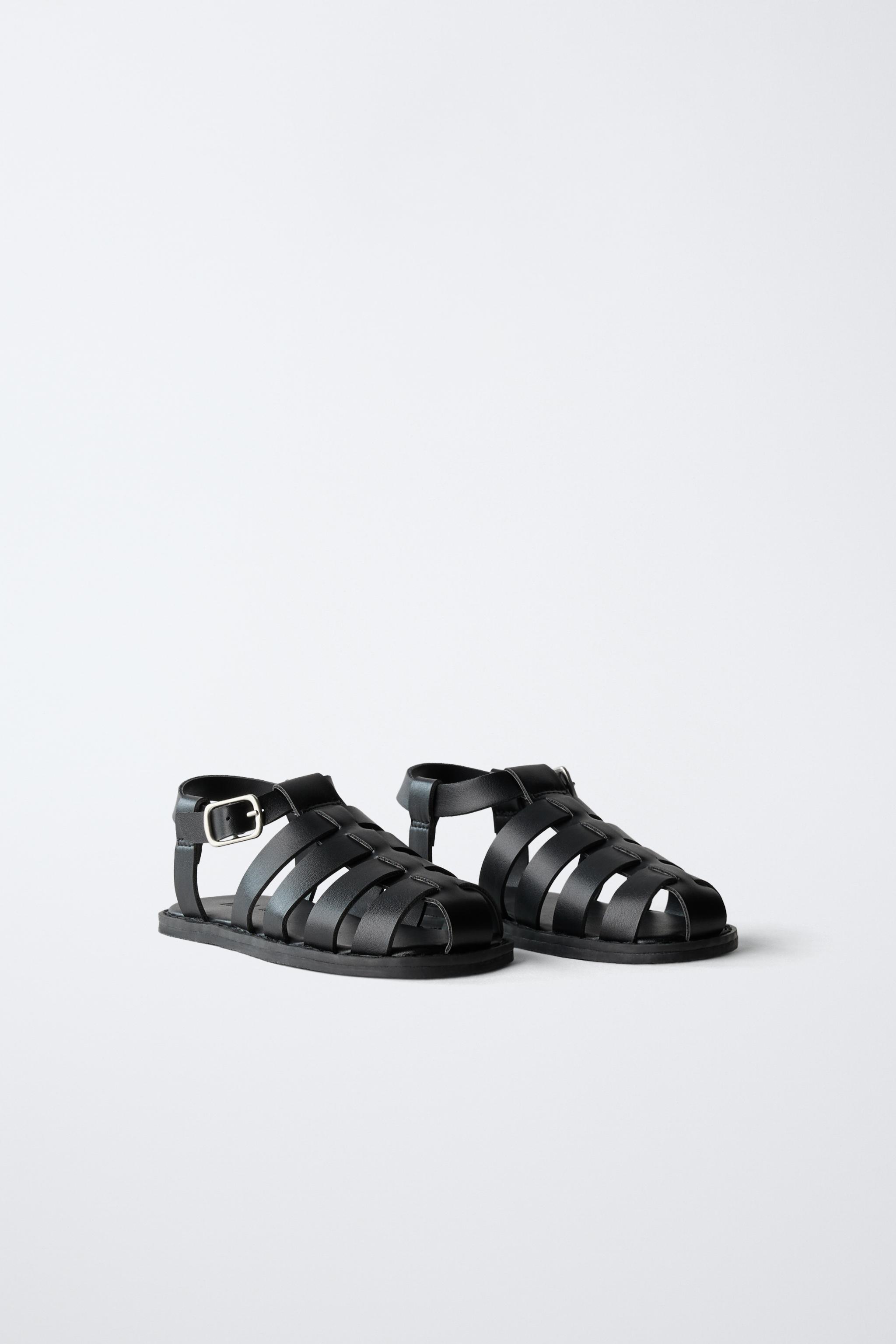 BUCKLED FISHERMAN SANDALS