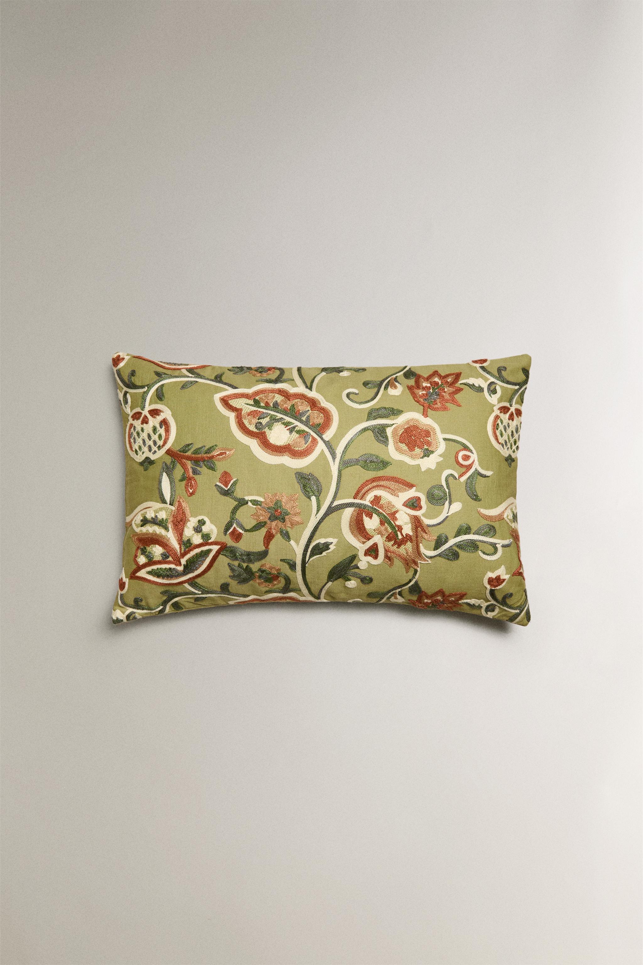 EMBROIDERED THROW PILLOW COVER