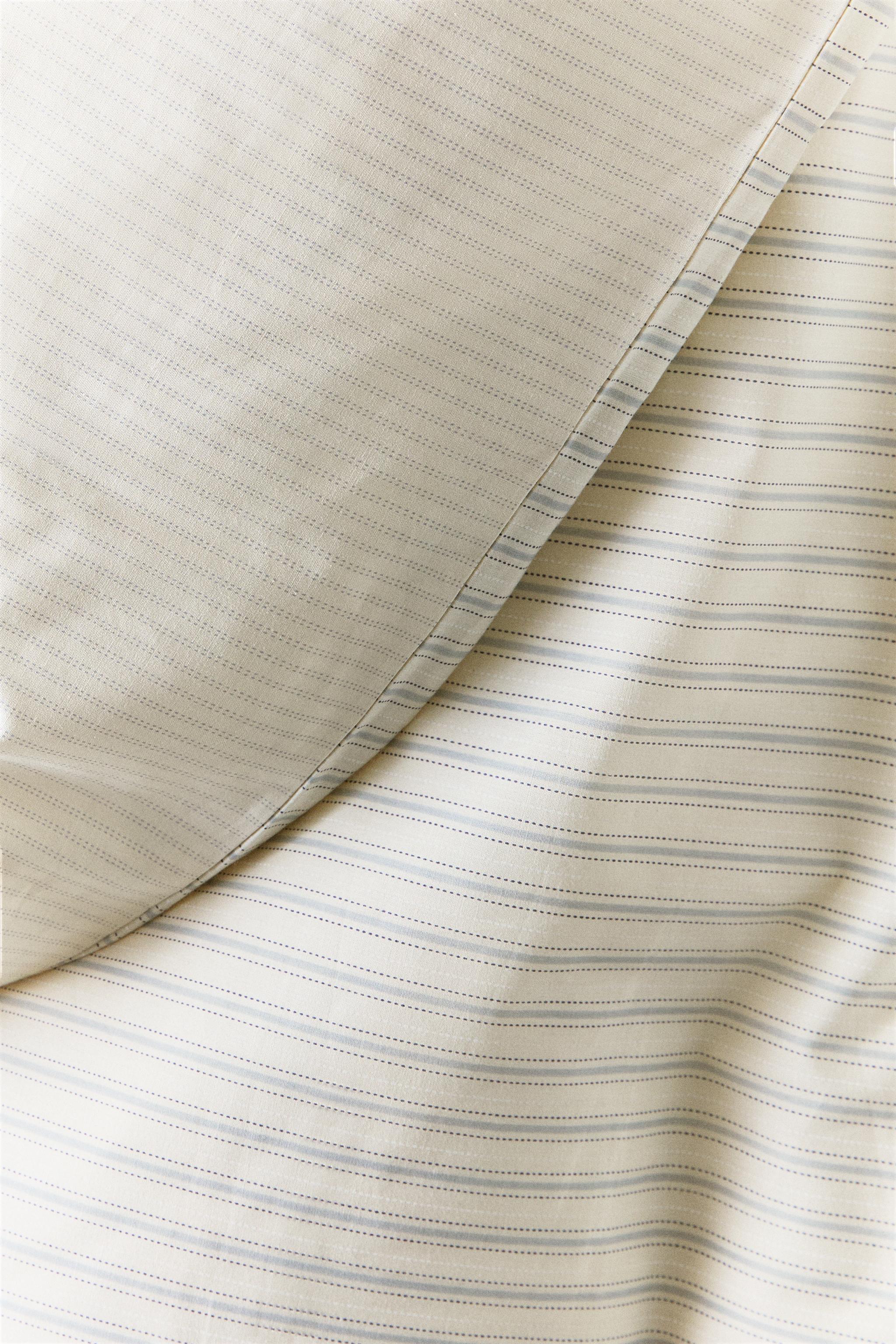 CHILDREN'S REVERSIBLE STRIPED DUVET COVER