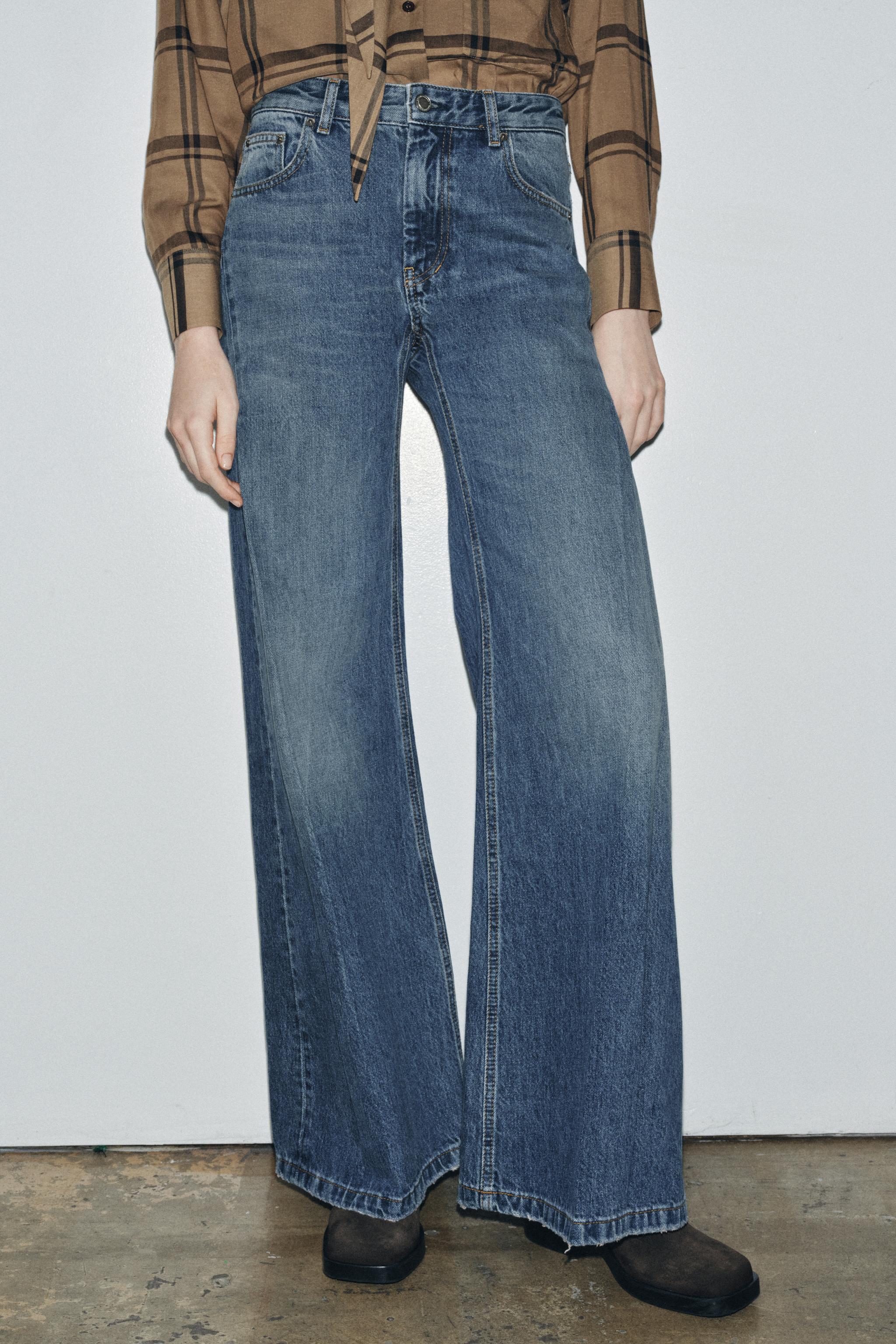 ZW COLLECTION FLARE LOW WAIST PLEATED JEANS