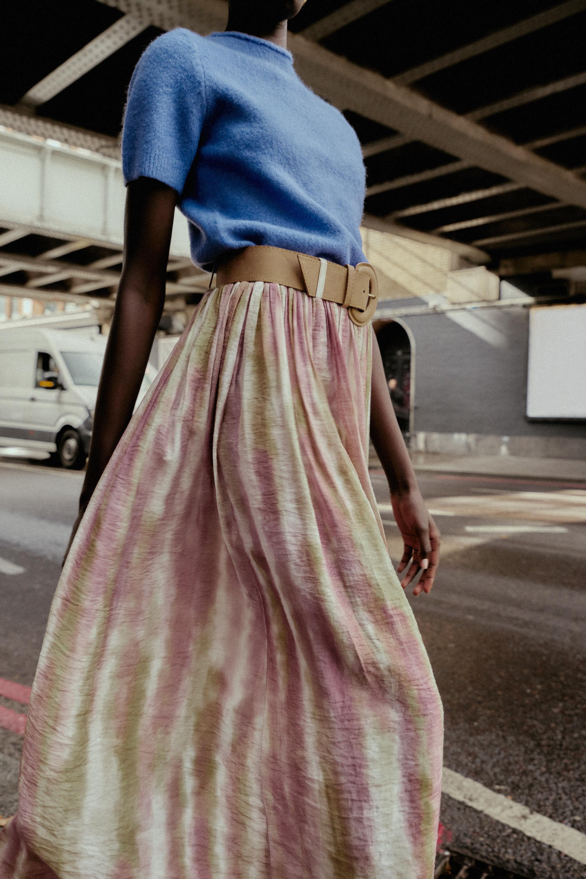 PRINTED MIDI SKIRT WITH BELT